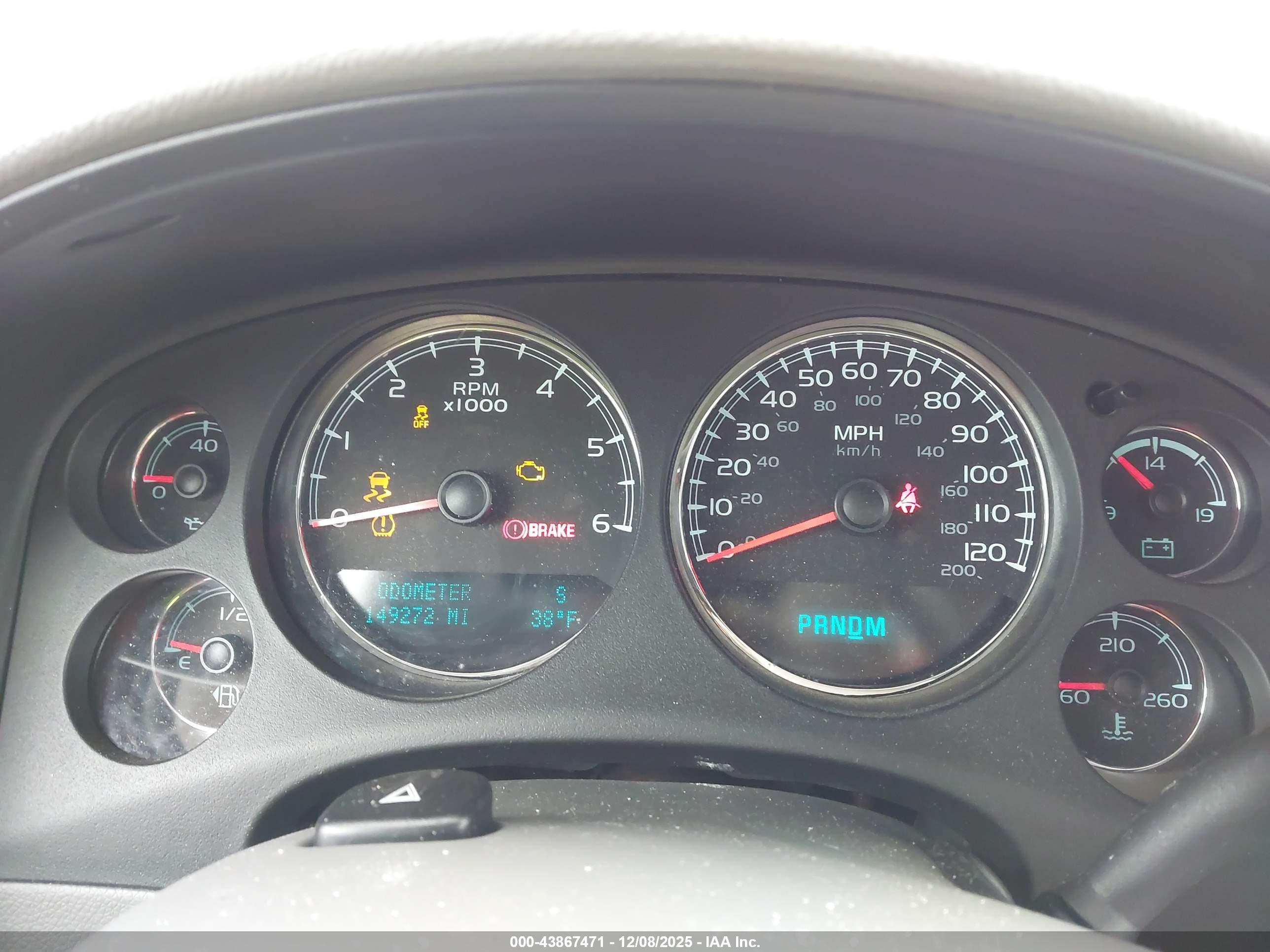 GMC YUKON image 7