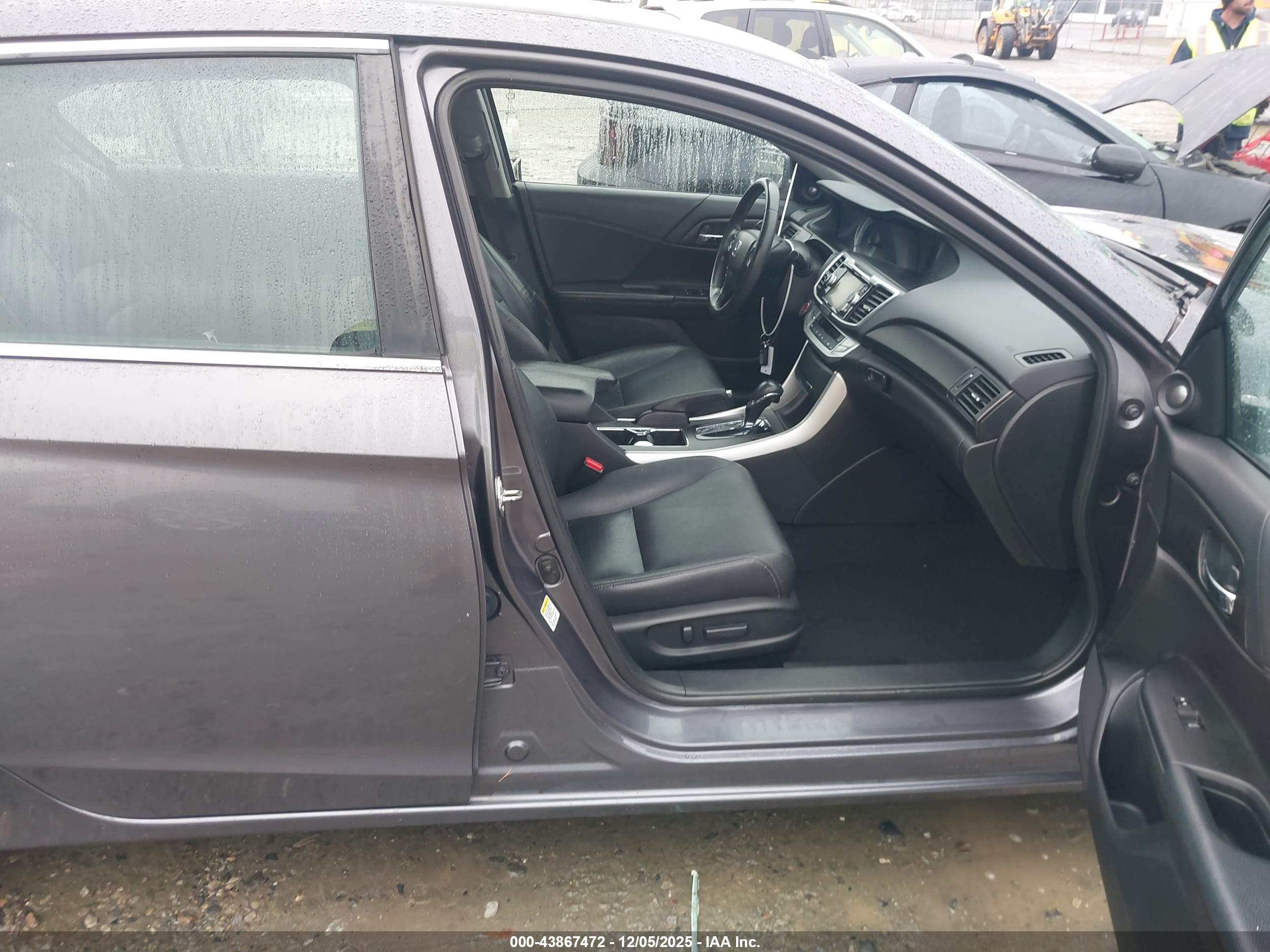 HONDA ACCORD image 5