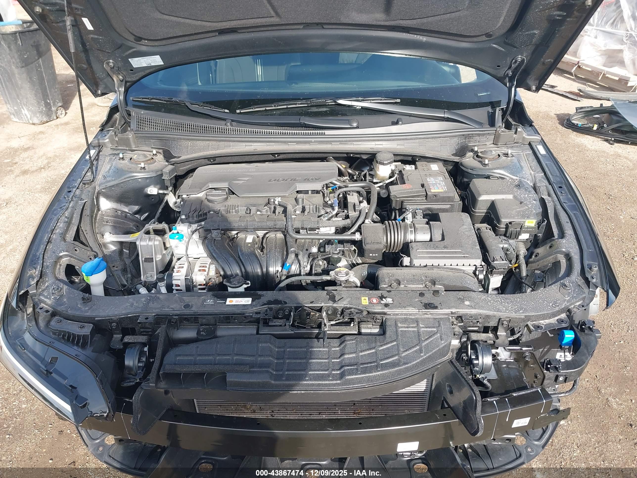 HYUNDAI ELANTRA image 10