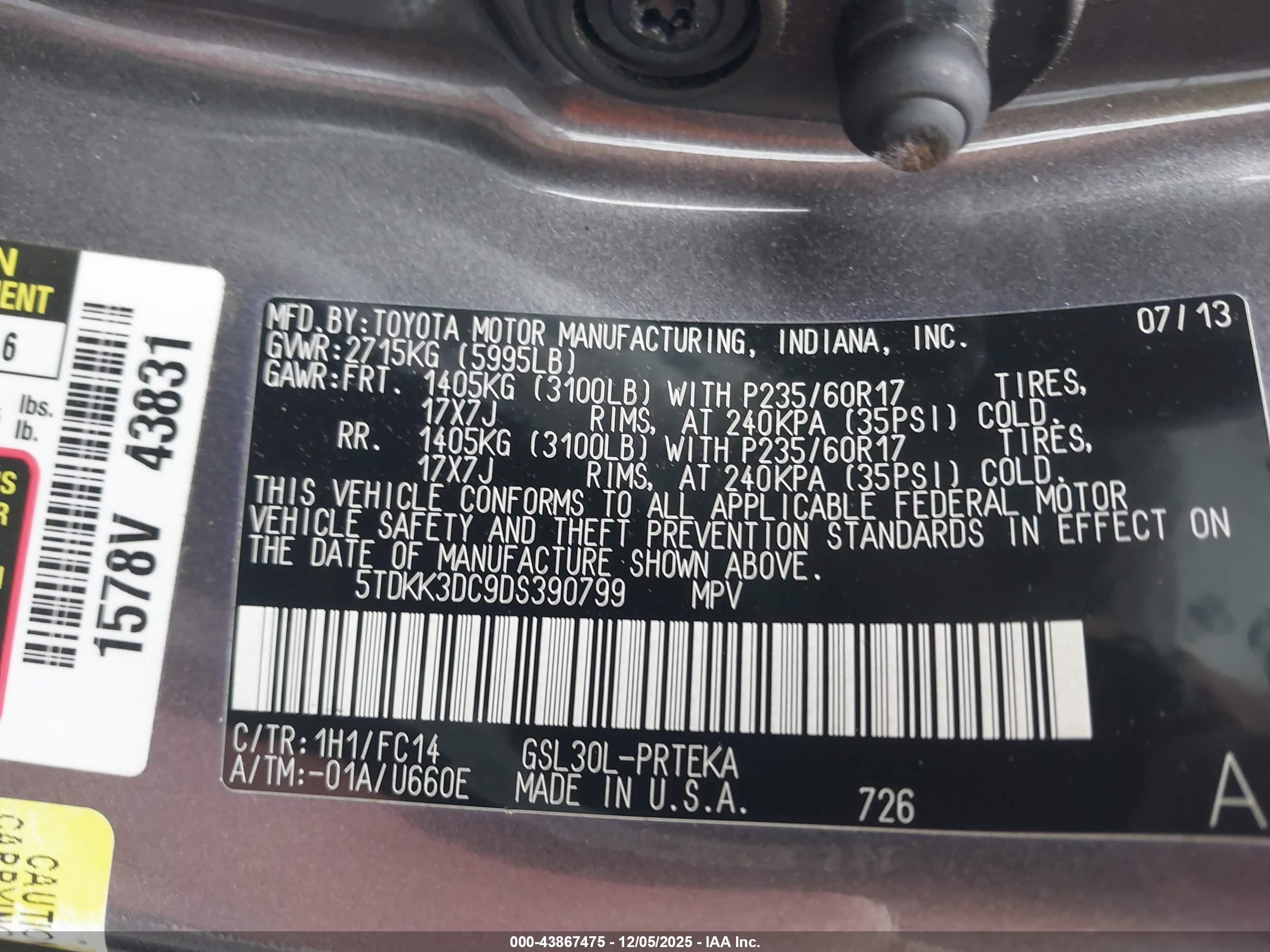 TOYOTA SIENNA image 9
