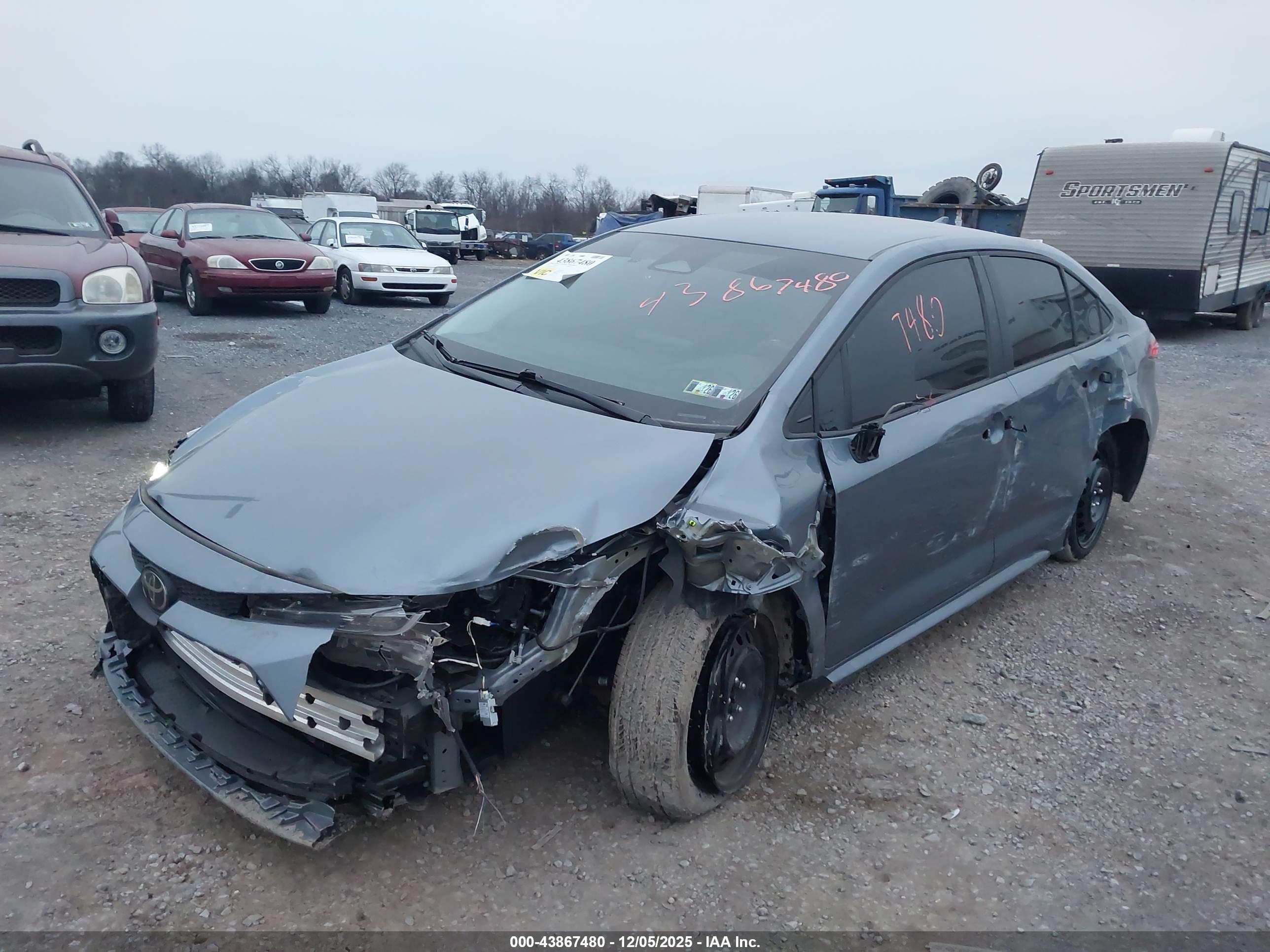 TOYOTA COROLLA image 6