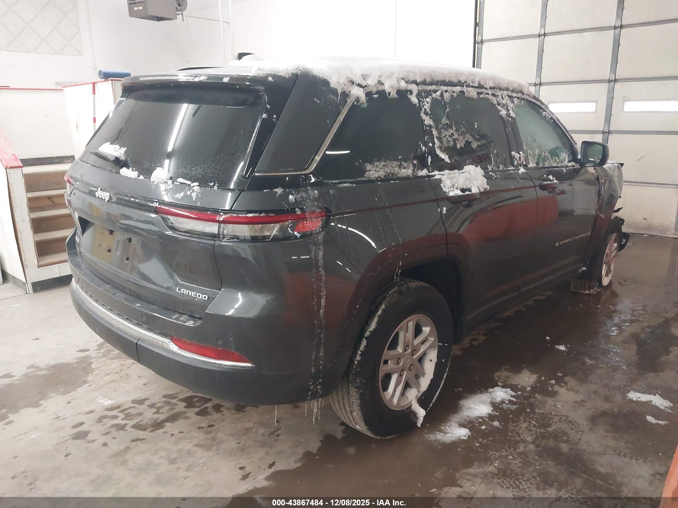JEEP GRAND image 4