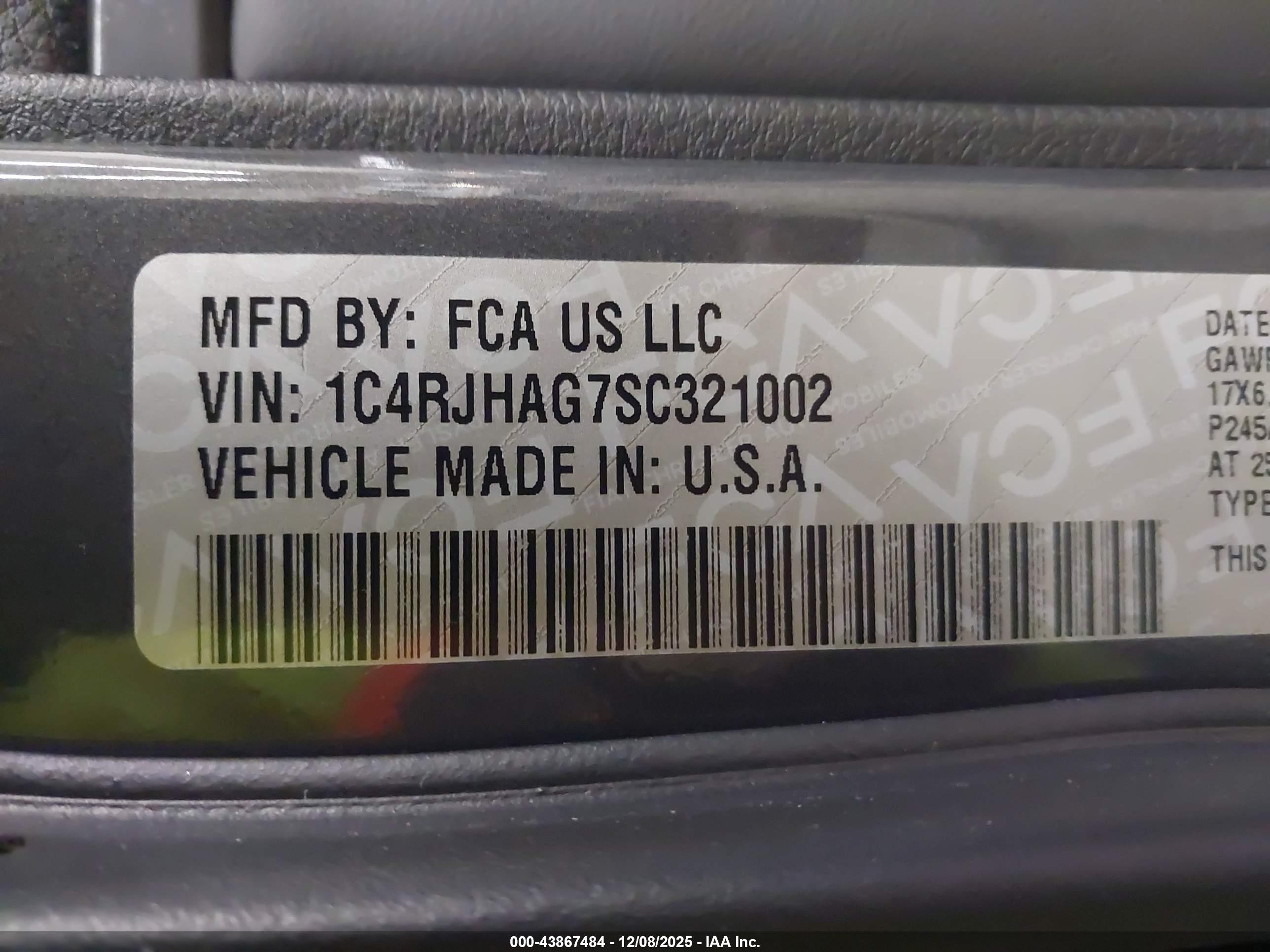 JEEP GRAND image 9