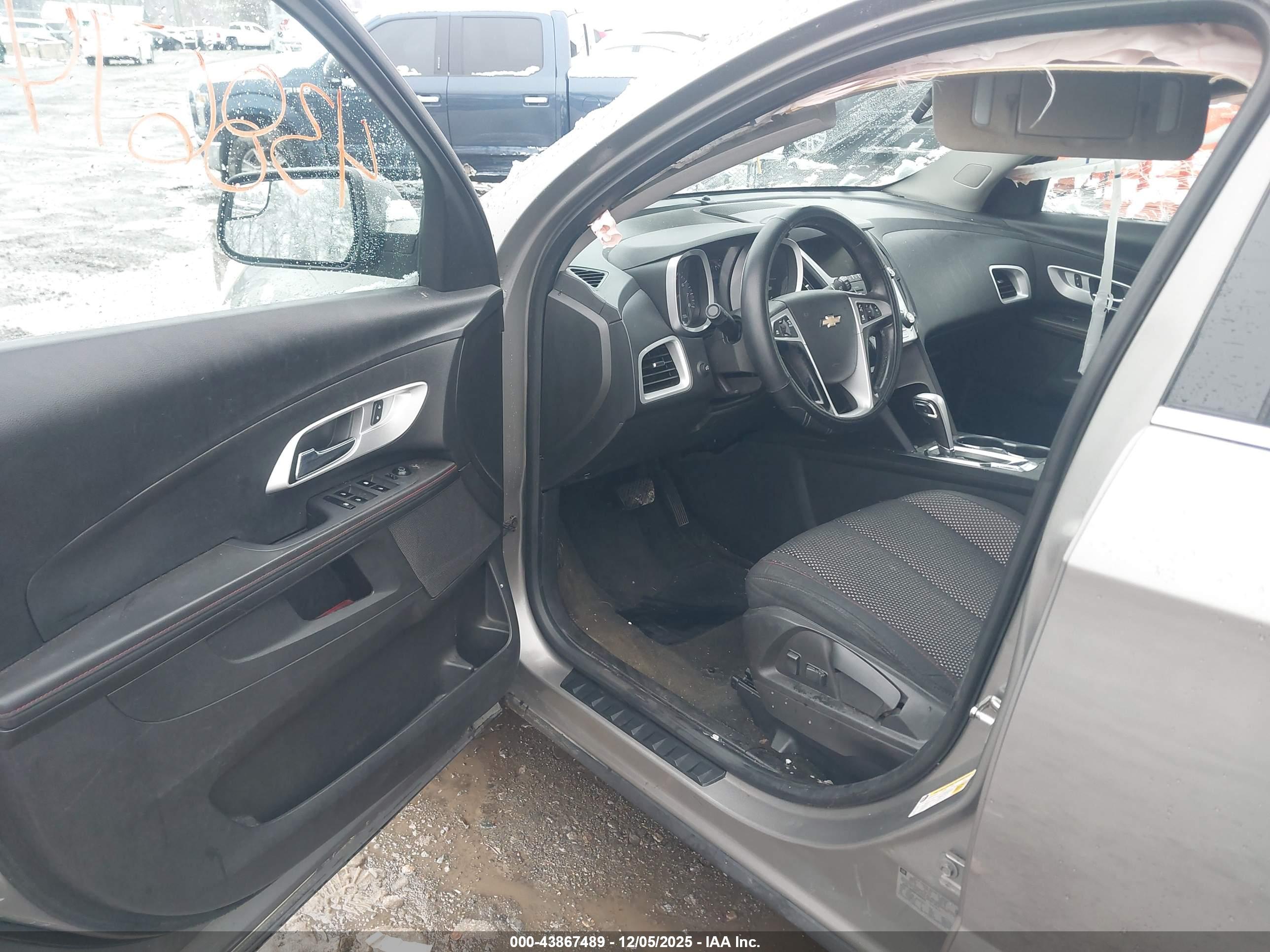 CHEVROLET EQUINOX image 5