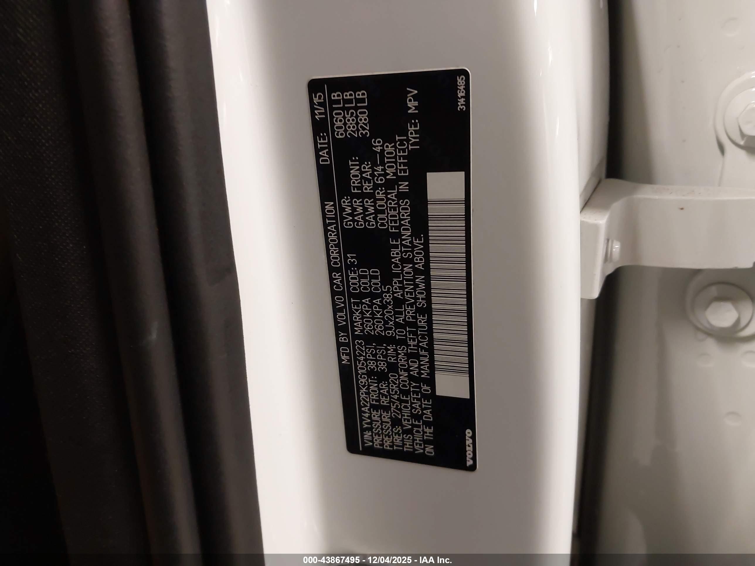 VOLVO XC90 image 9