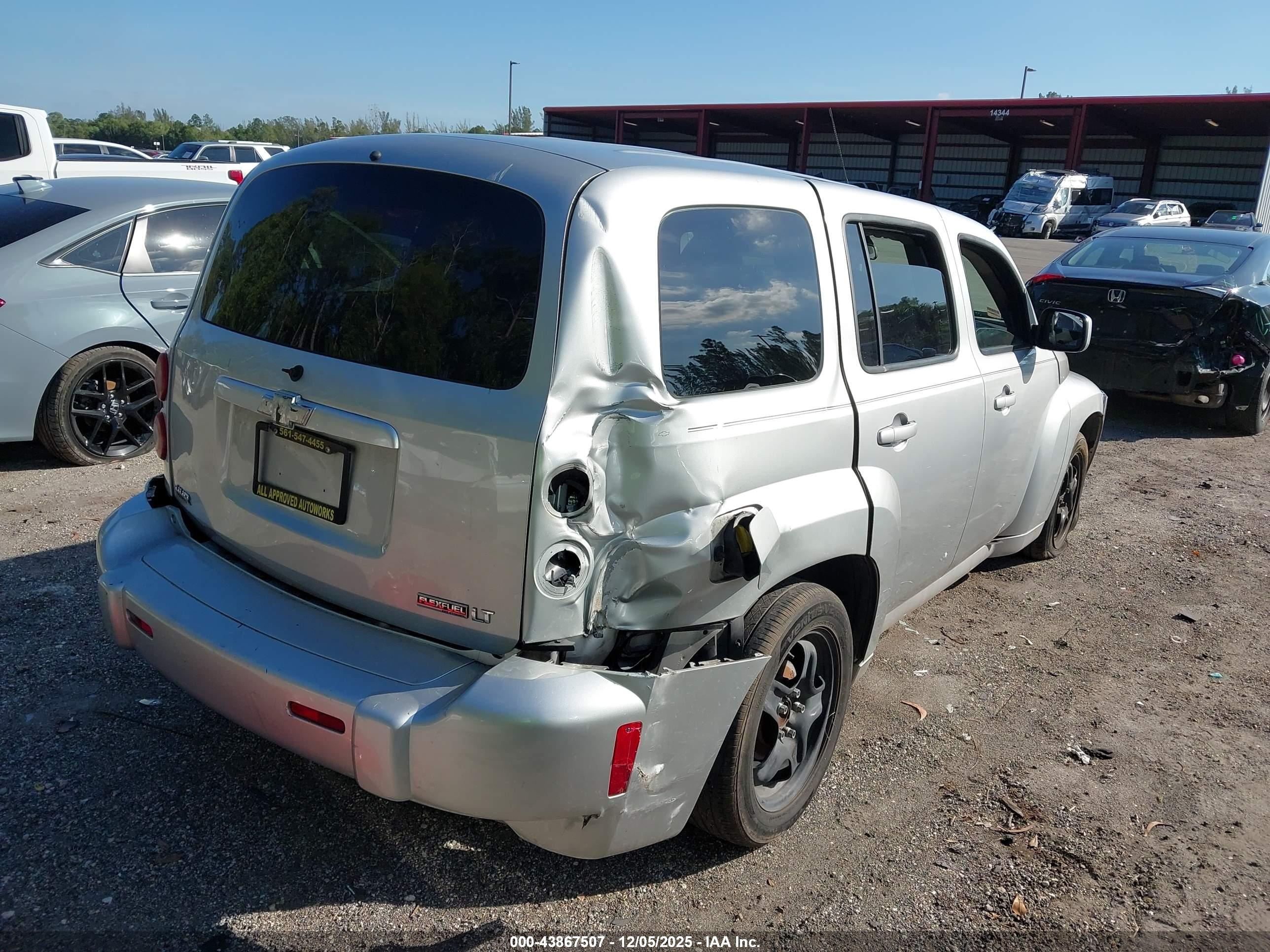CHEVROLET HHR image 6