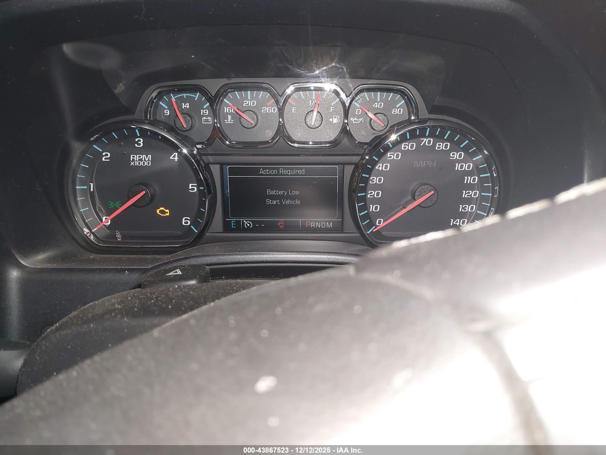 CHEVROLET SILVERADO image 7