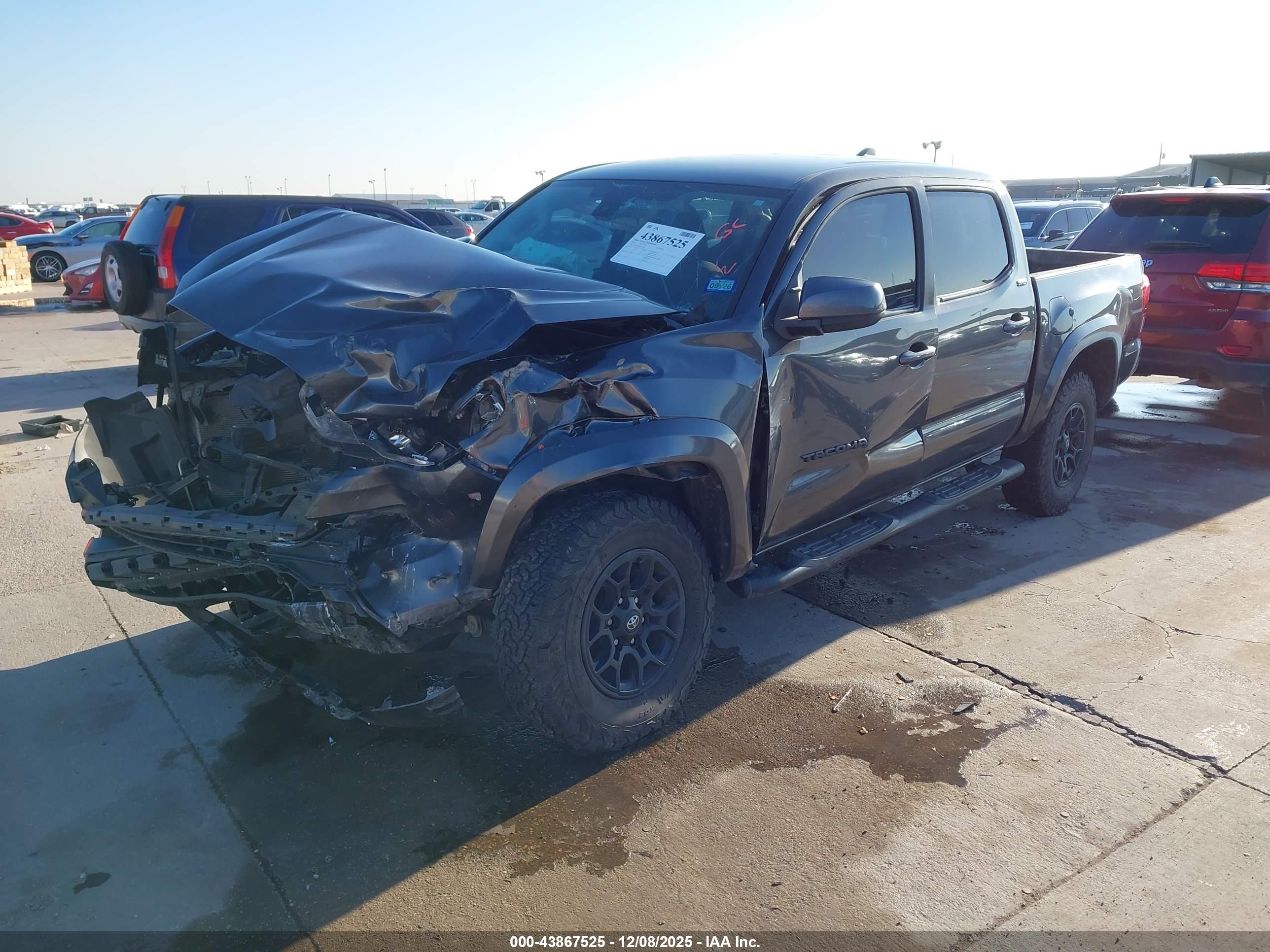 TOYOTA TACOMA image 2