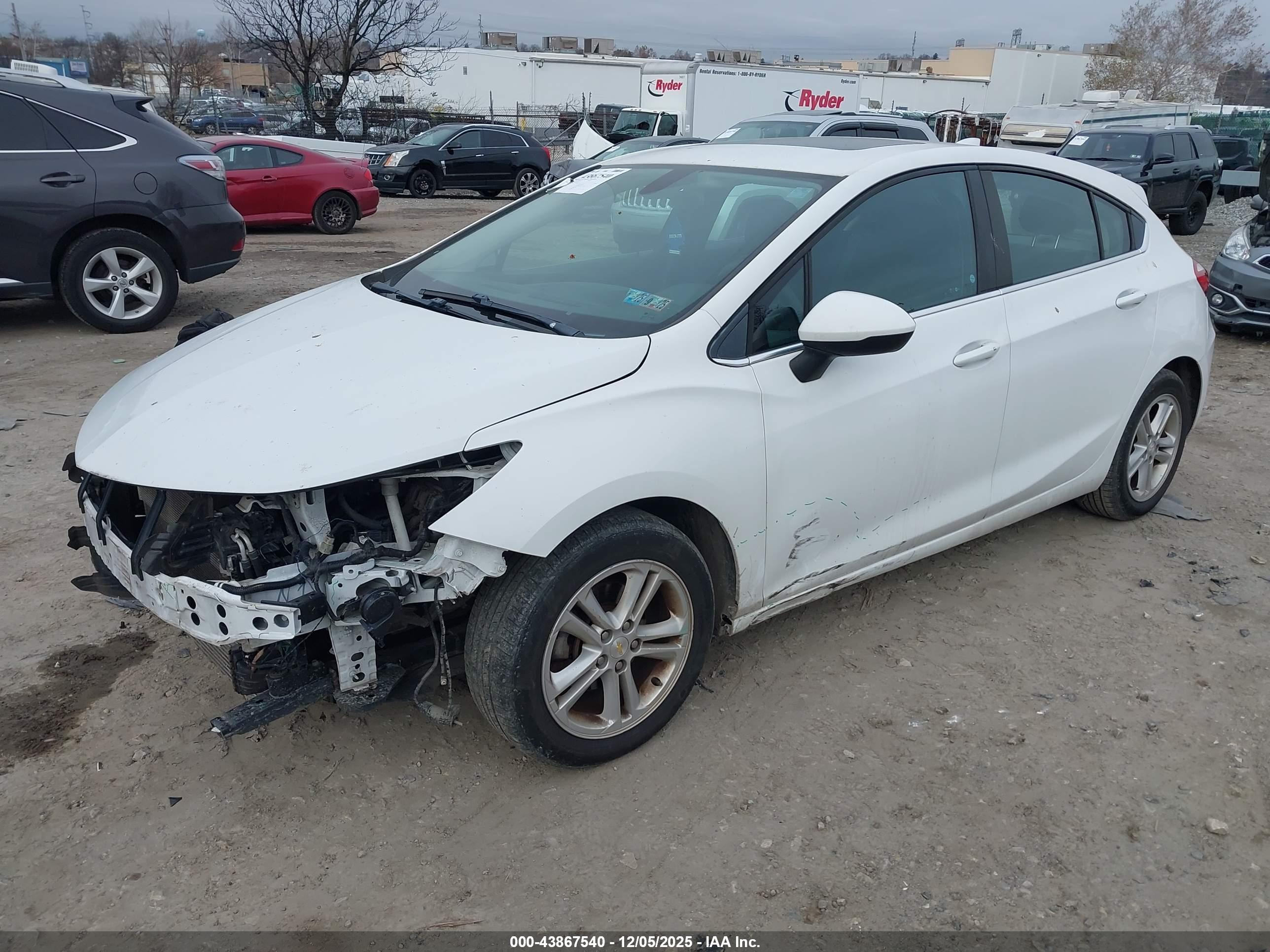 CHEVROLET CRUZE image 2