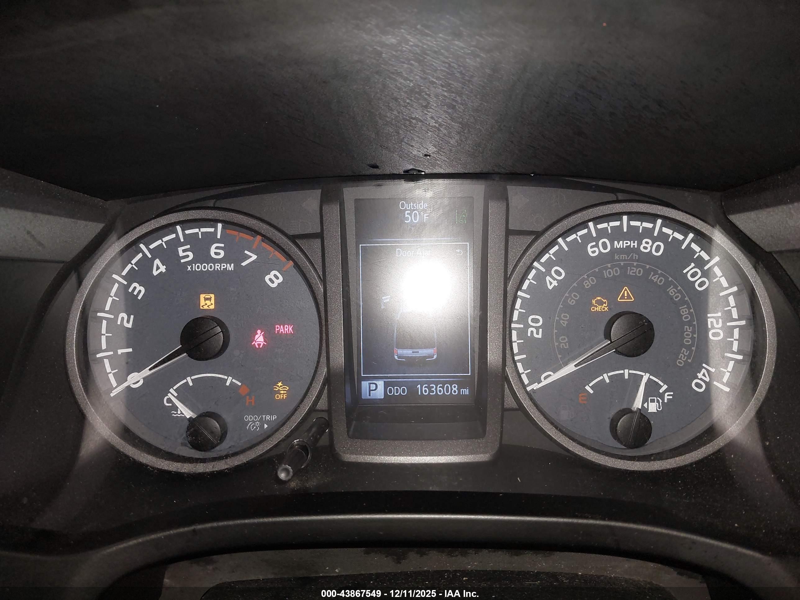 TOYOTA TACOMA image 7
