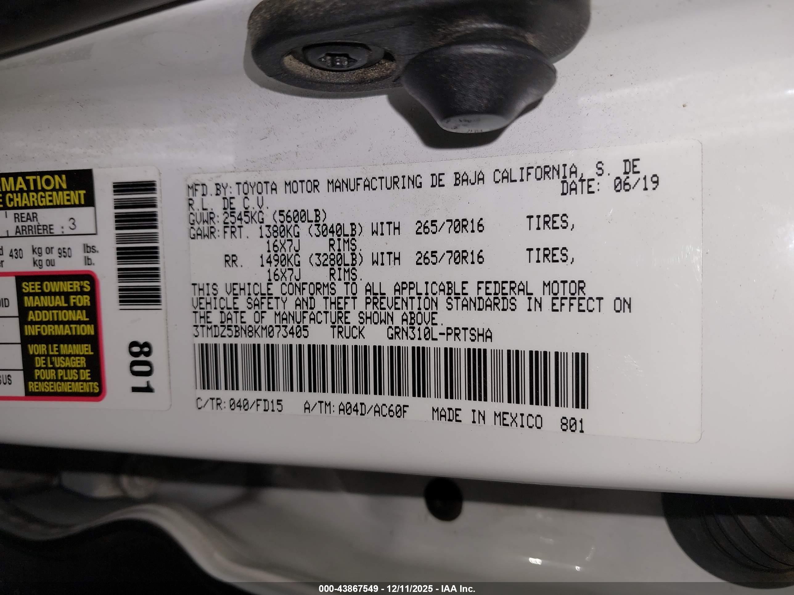 TOYOTA TACOMA image 9