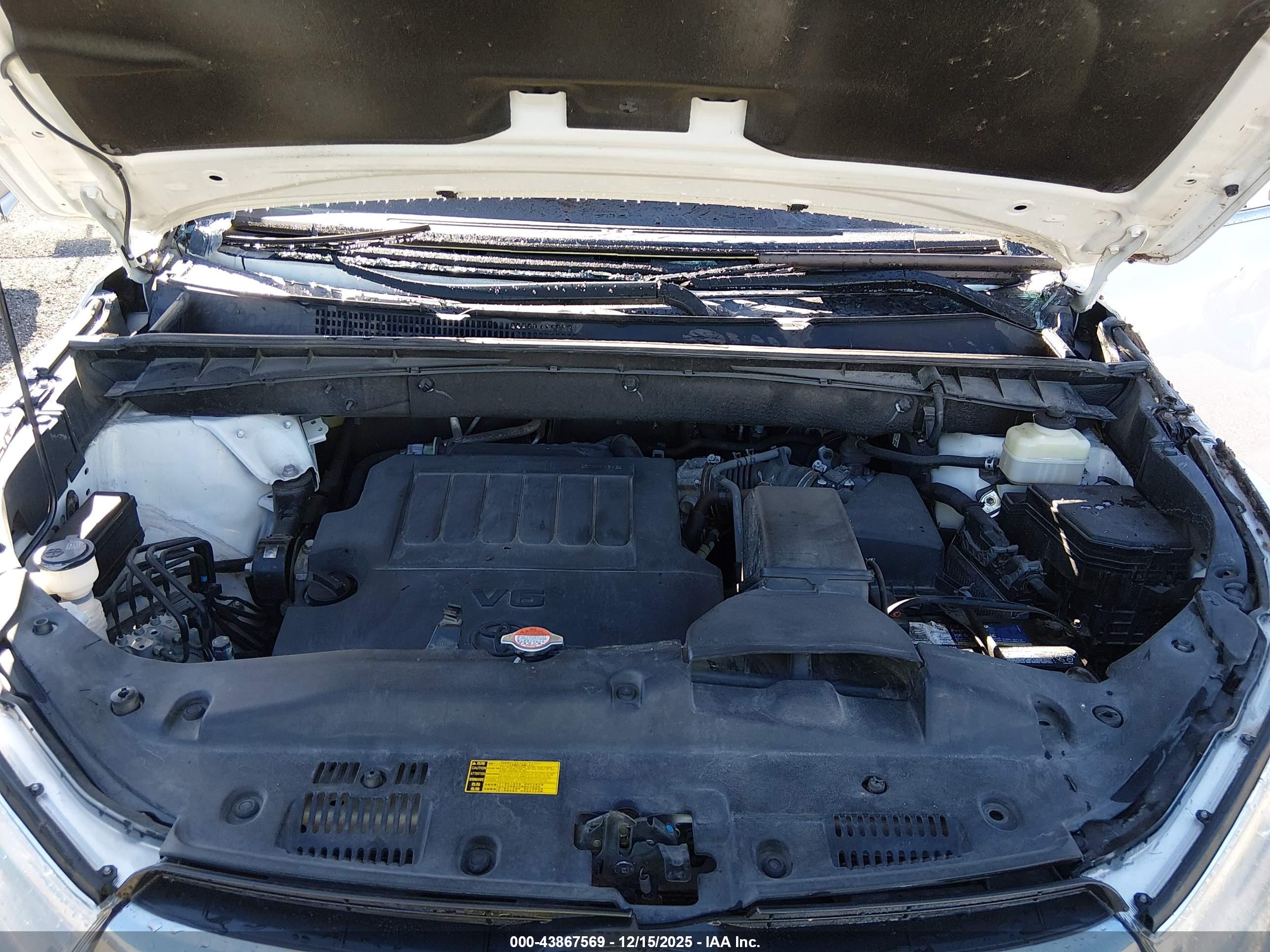 TOYOTA HIGHLANDER image 10