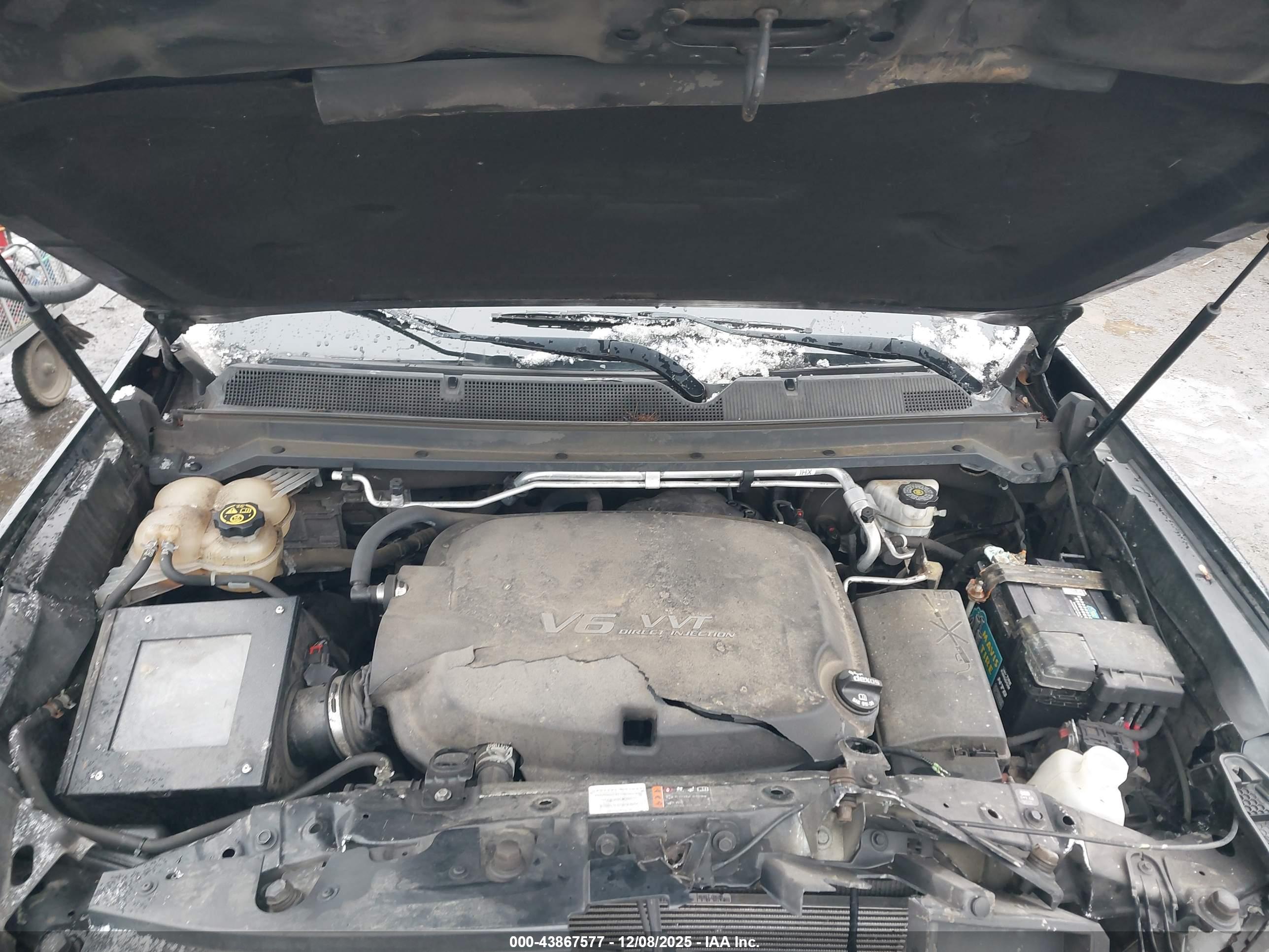 CHEVROLET COLORADO image 10