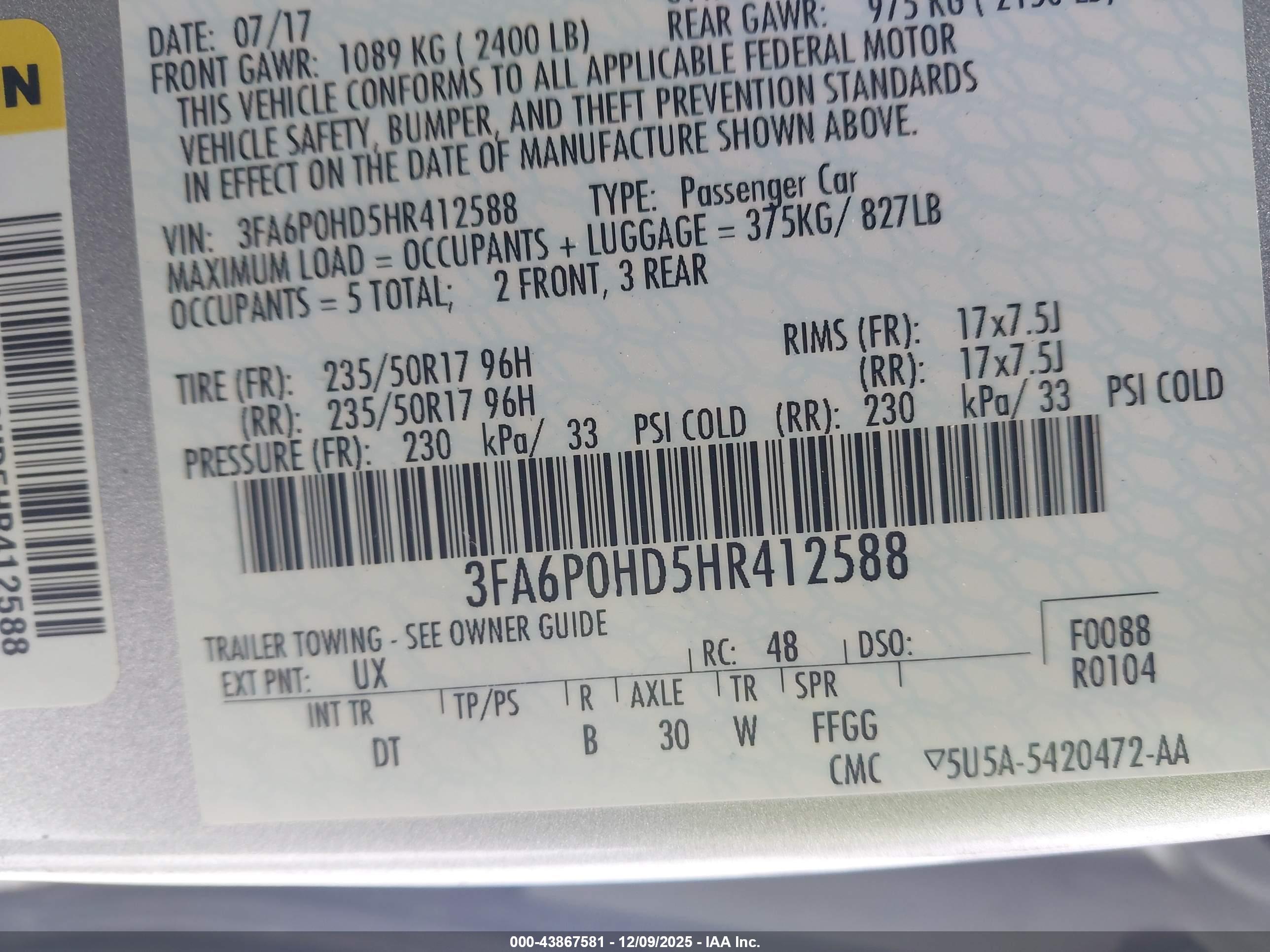 FORD FUSION image 9