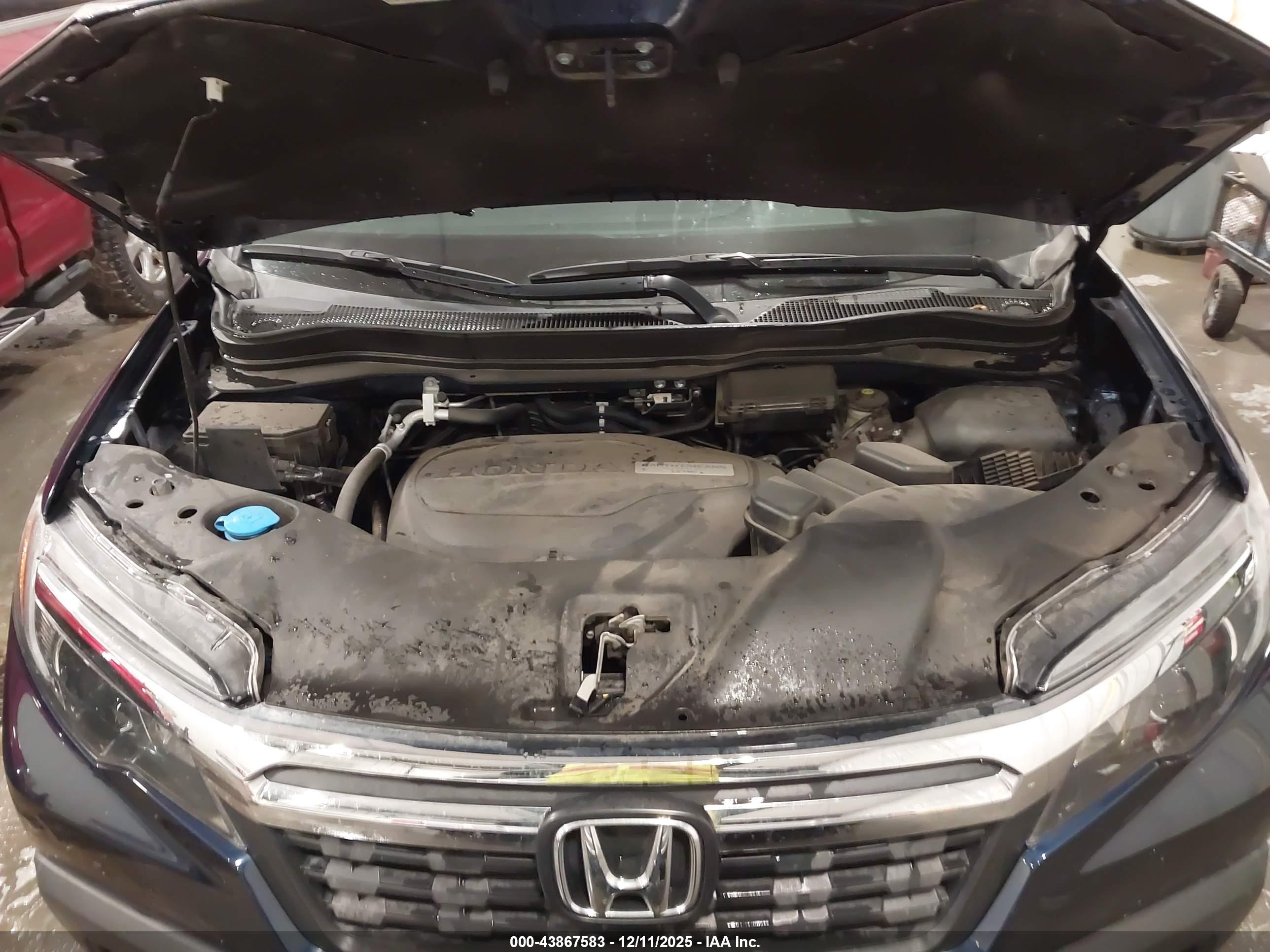 HONDA RIDGELINE image 10