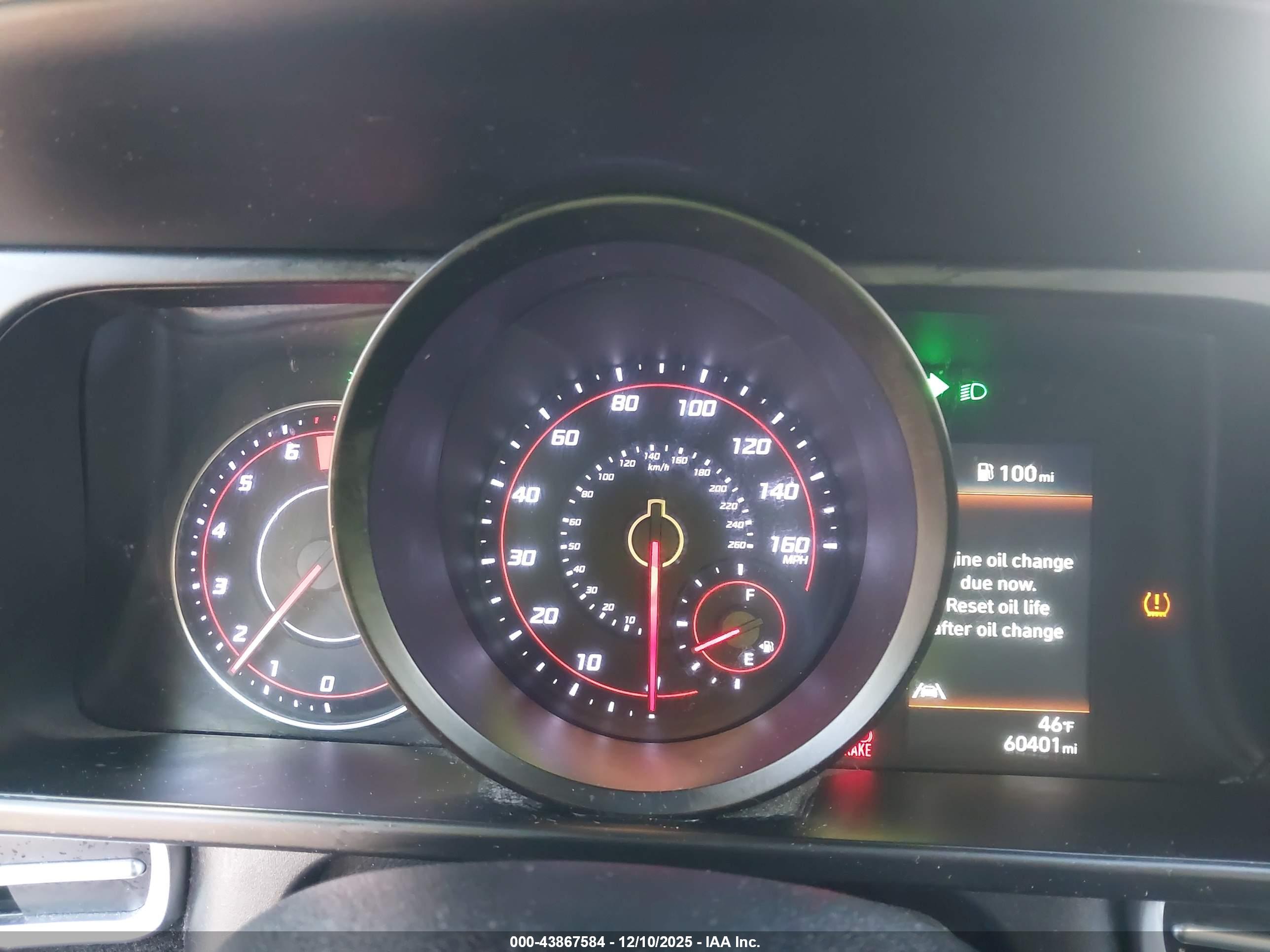 HYUNDAI ELANTRA image 7