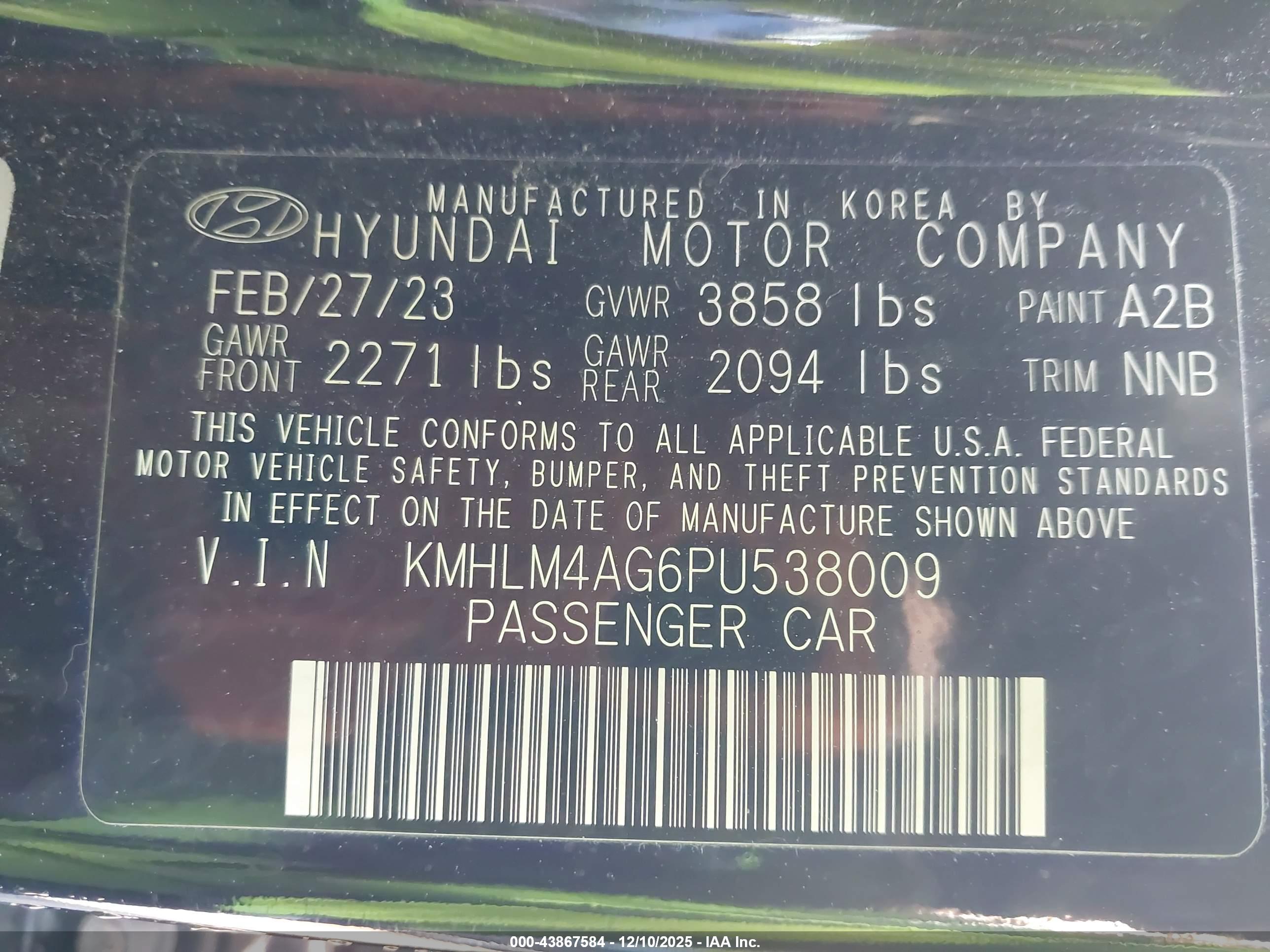 HYUNDAI ELANTRA image 9