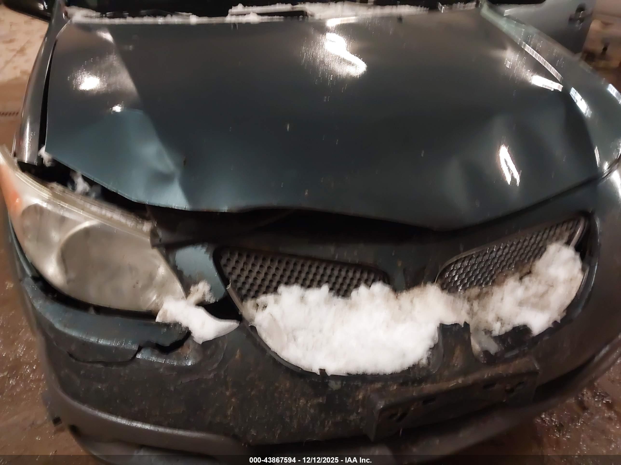 PONTIAC VIBE image 6