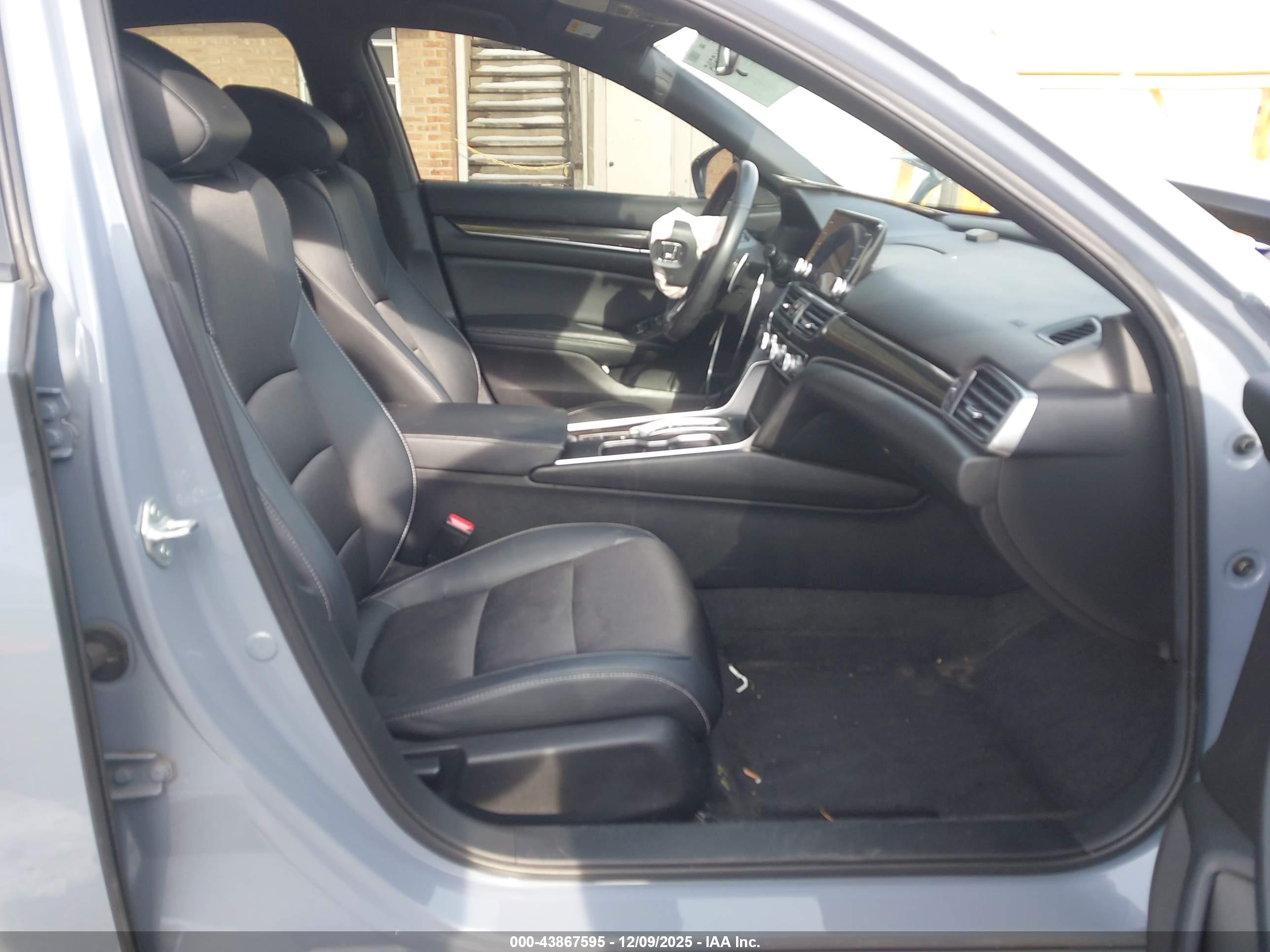 HONDA ACCORD image 5