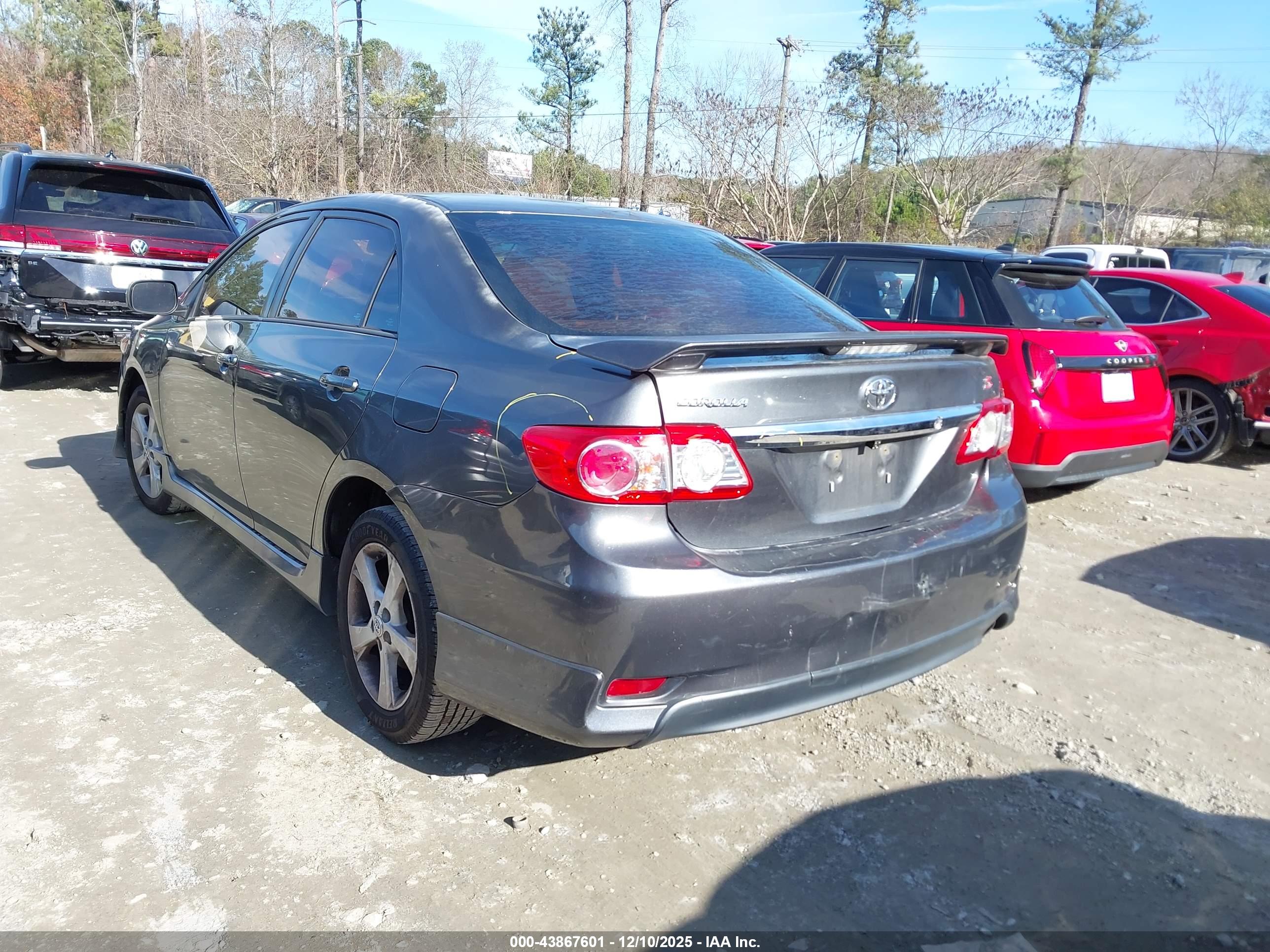 TOYOTA COROLLA image 3
