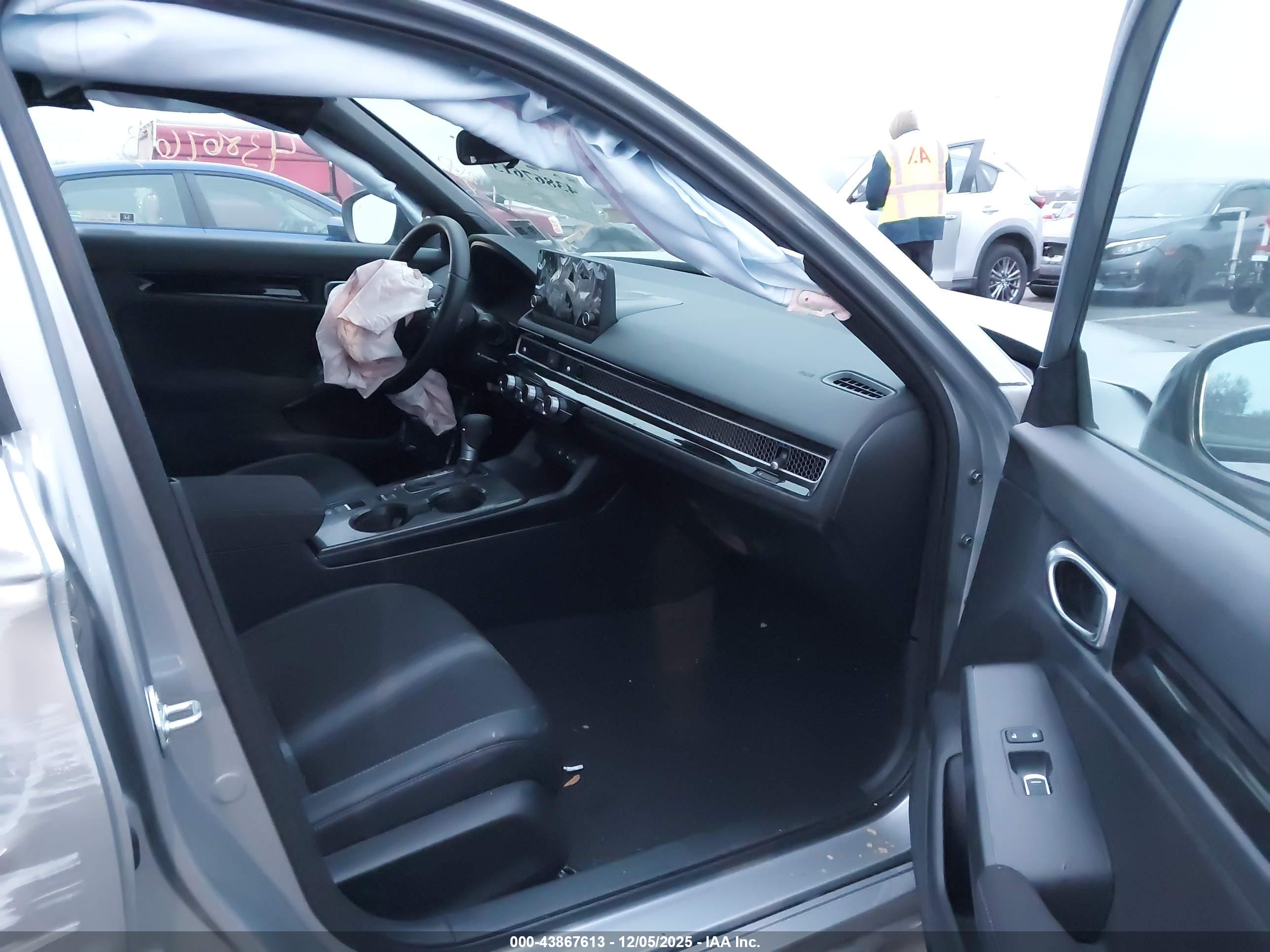 HONDA CIVIC image 5