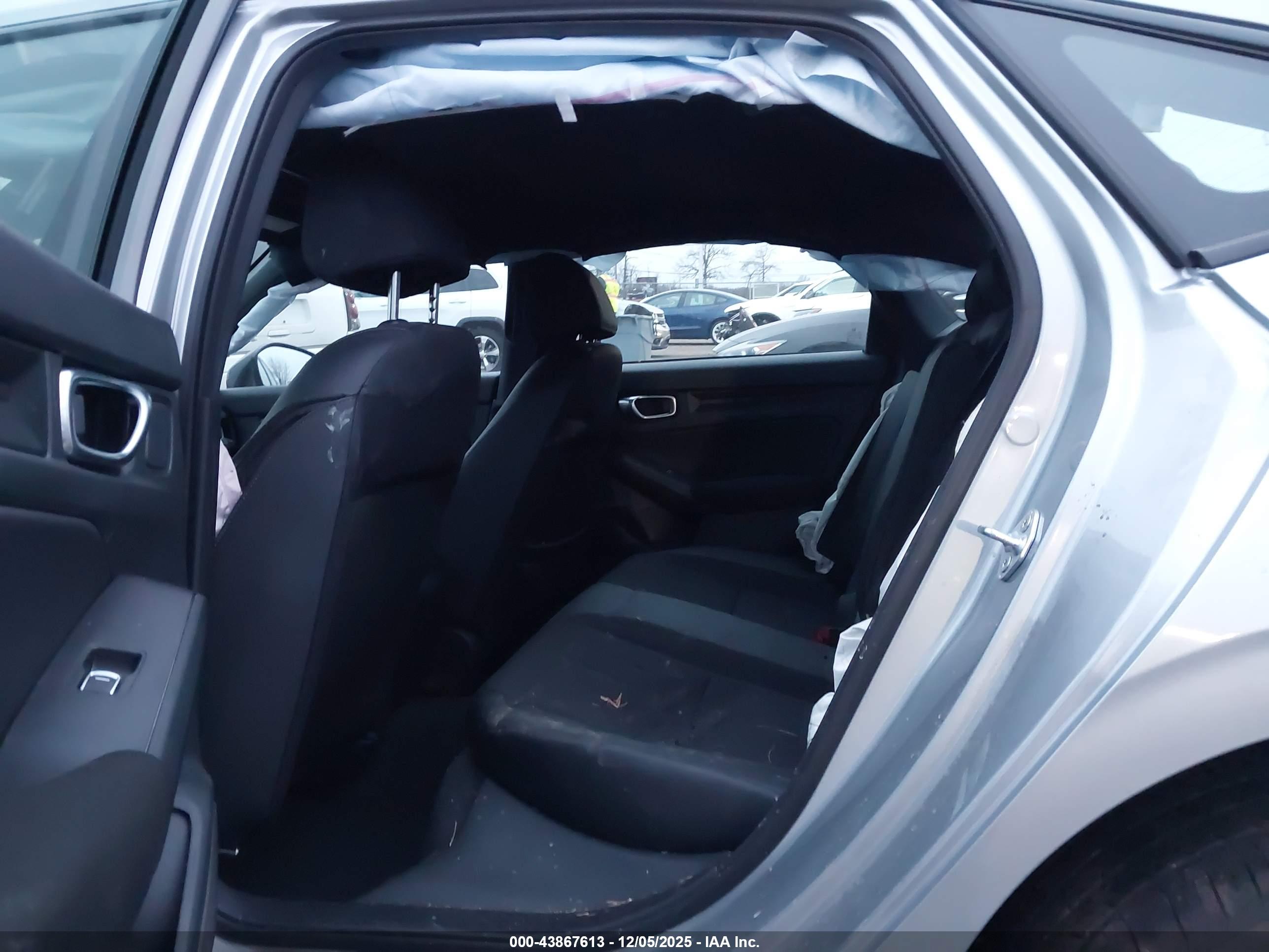 HONDA CIVIC image 8