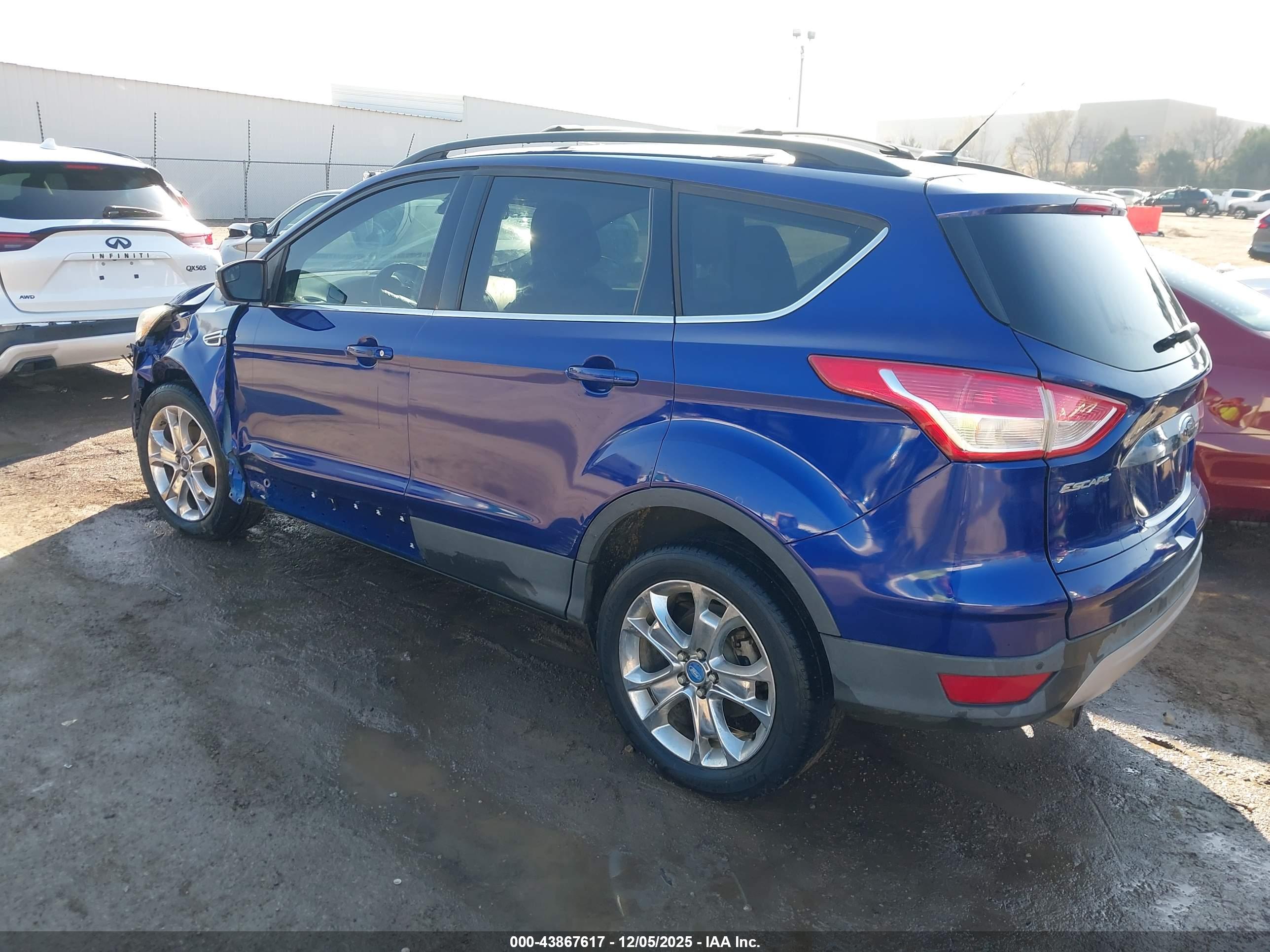 FORD ESCAPE image 3