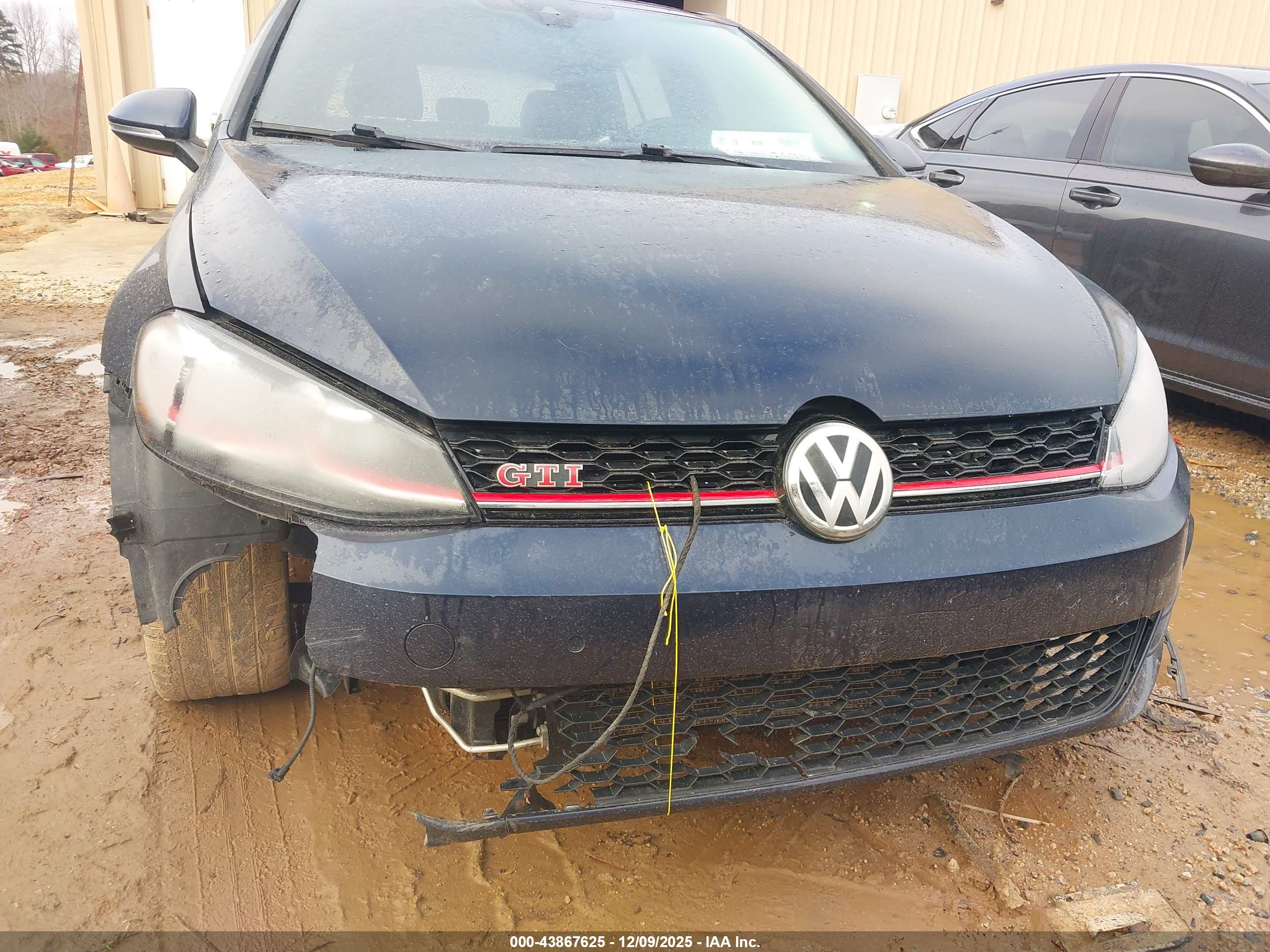 VOLKSWAGEN GOLF image 6