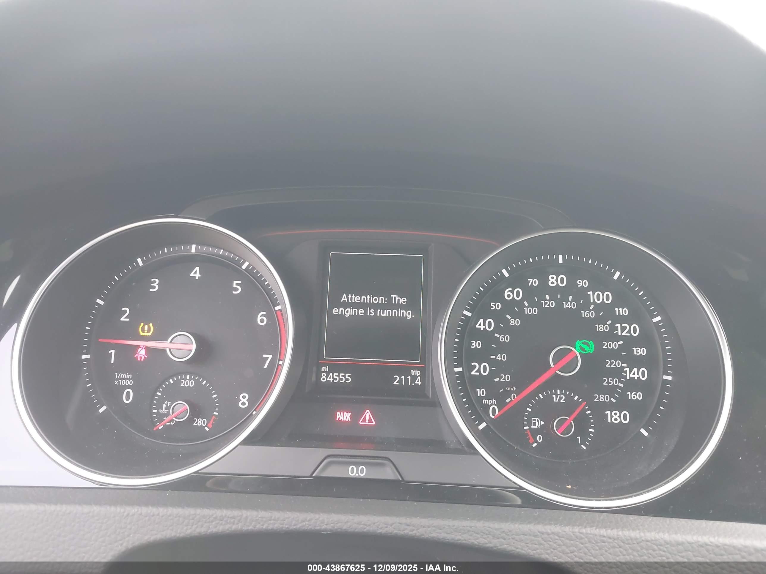 VOLKSWAGEN GOLF image 7