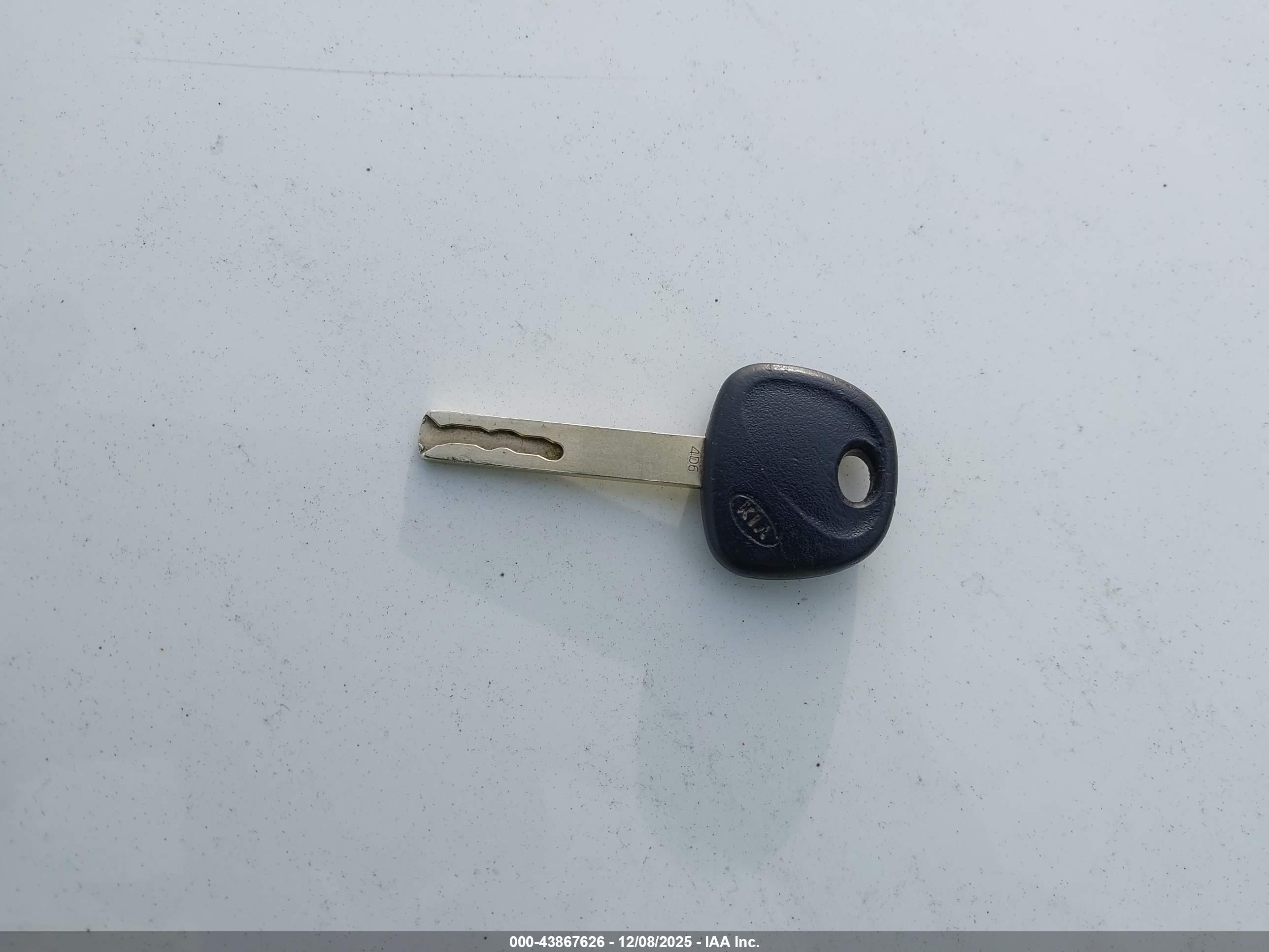 KIA RIO image 11