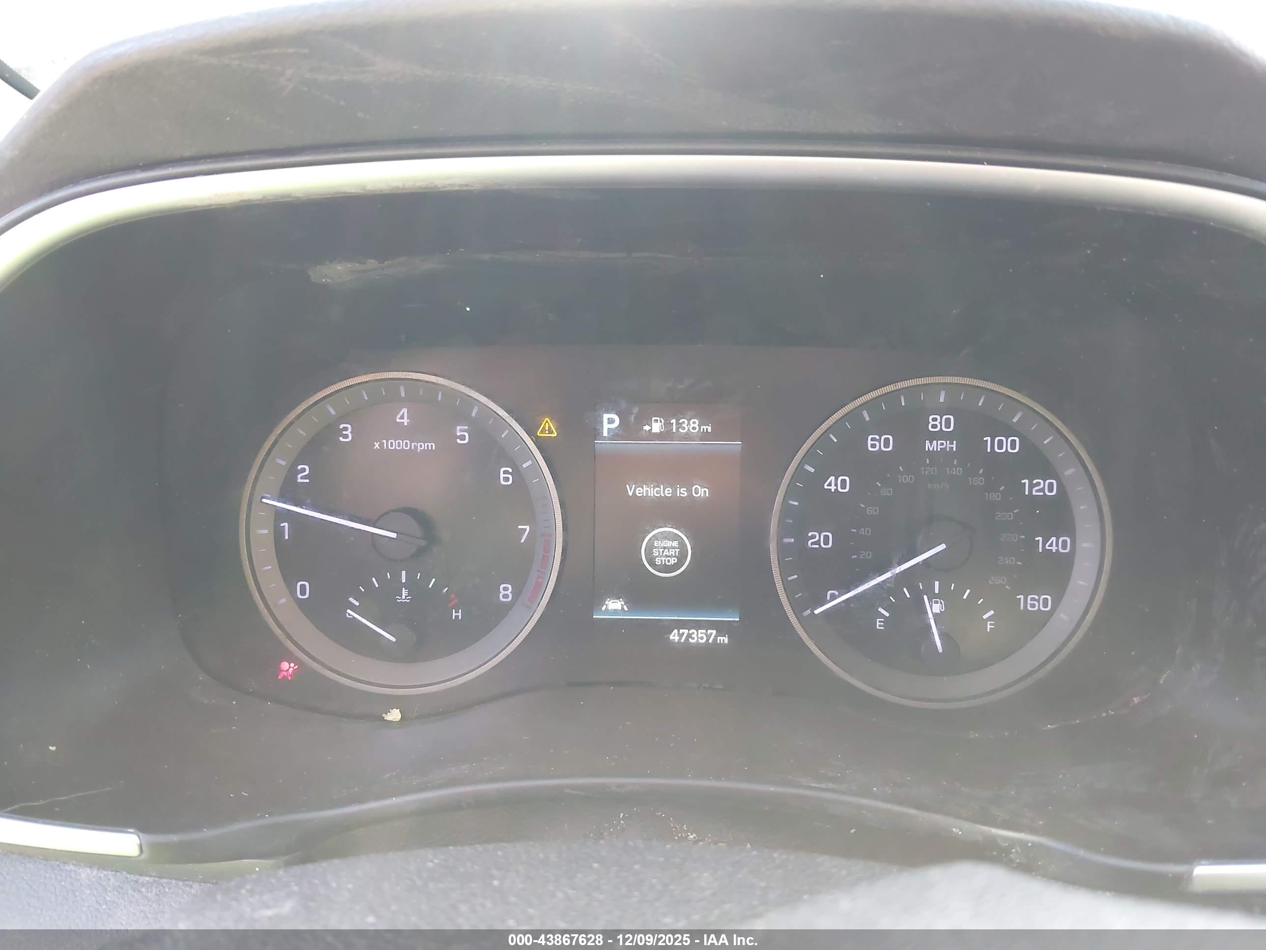 HYUNDAI TUCSON image 7