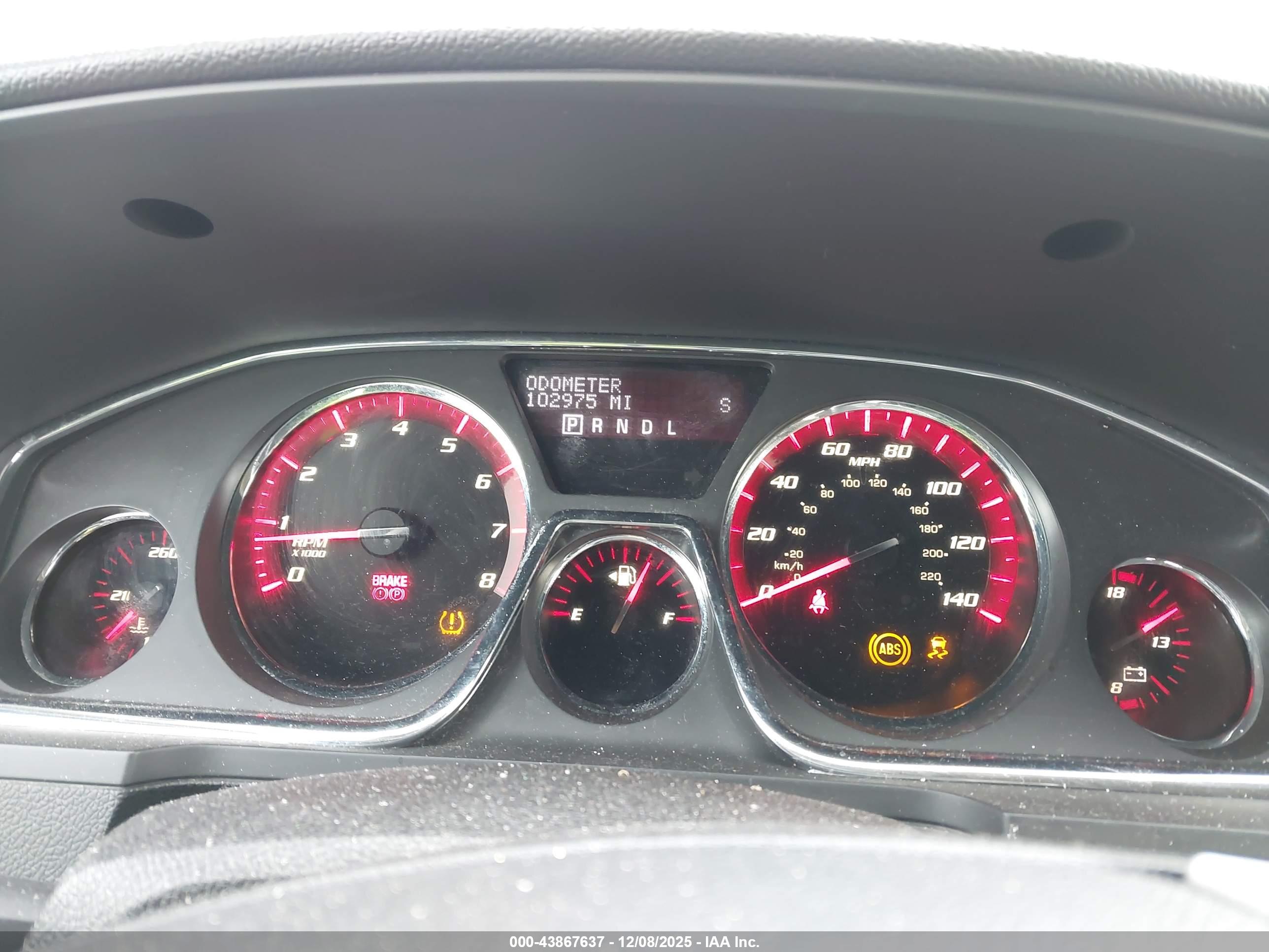 GMC ACADIA image 7