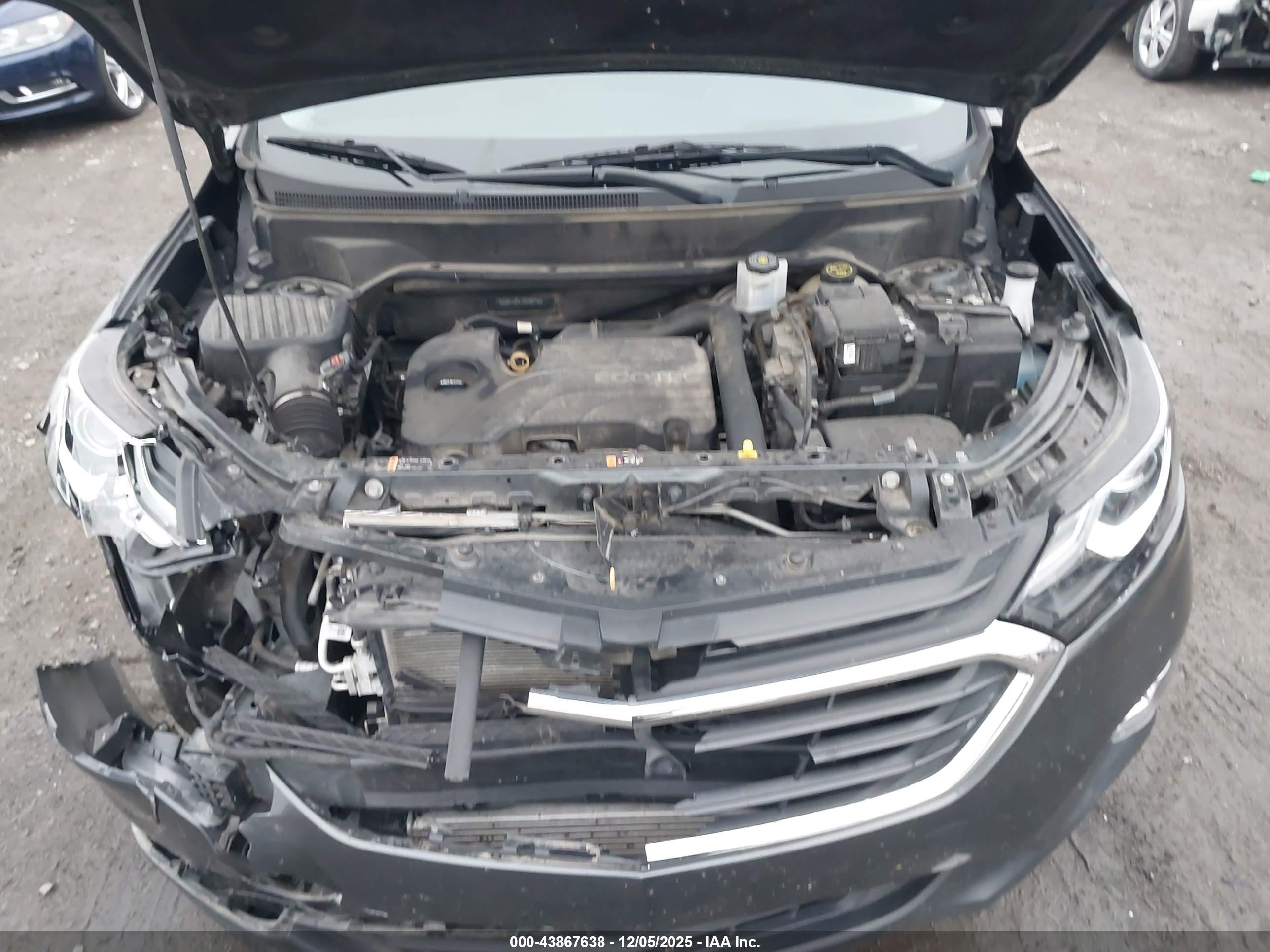 CHEVROLET EQUINOX image 10