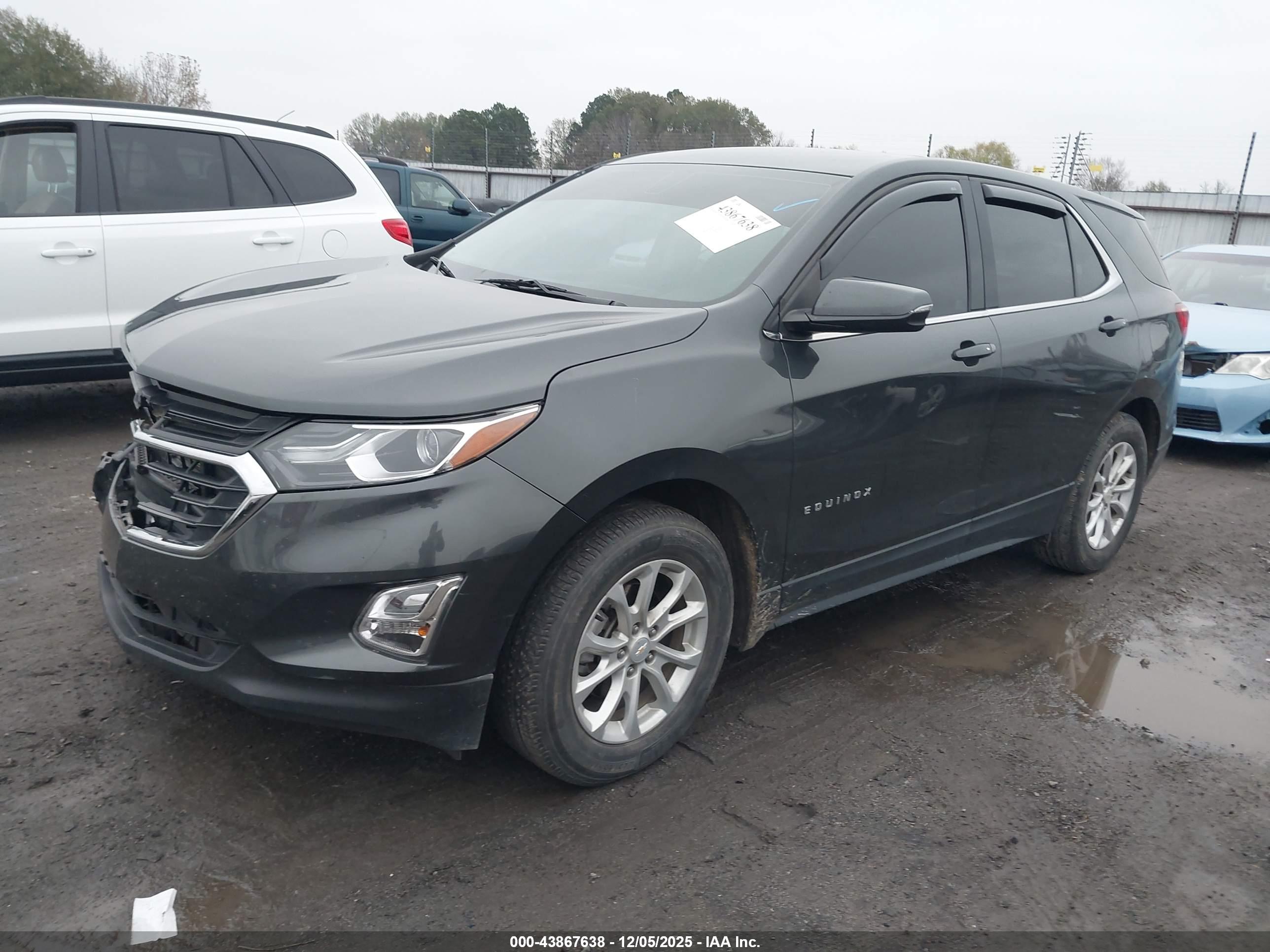 CHEVROLET EQUINOX image 2