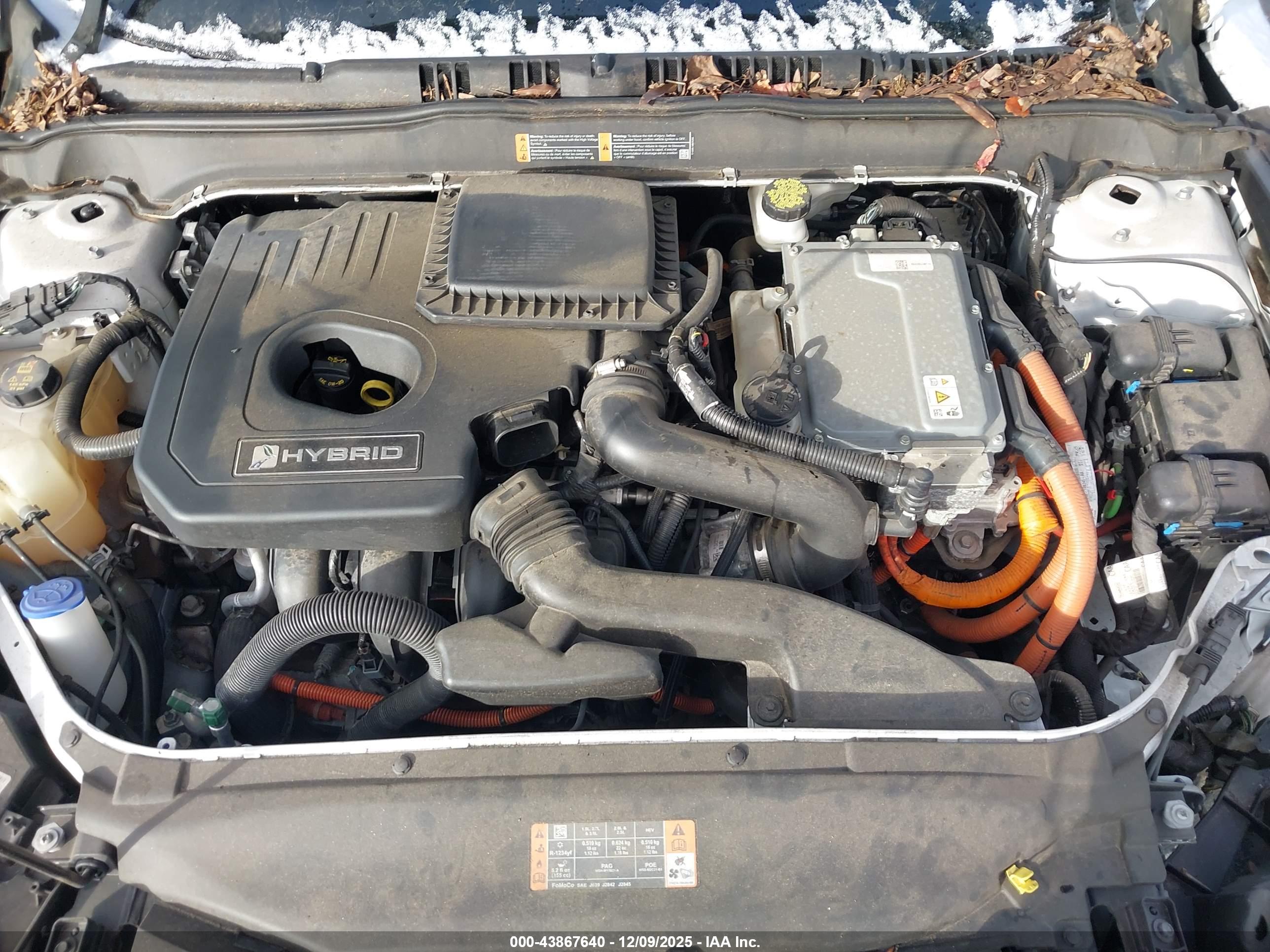 FORD FUSION image 10