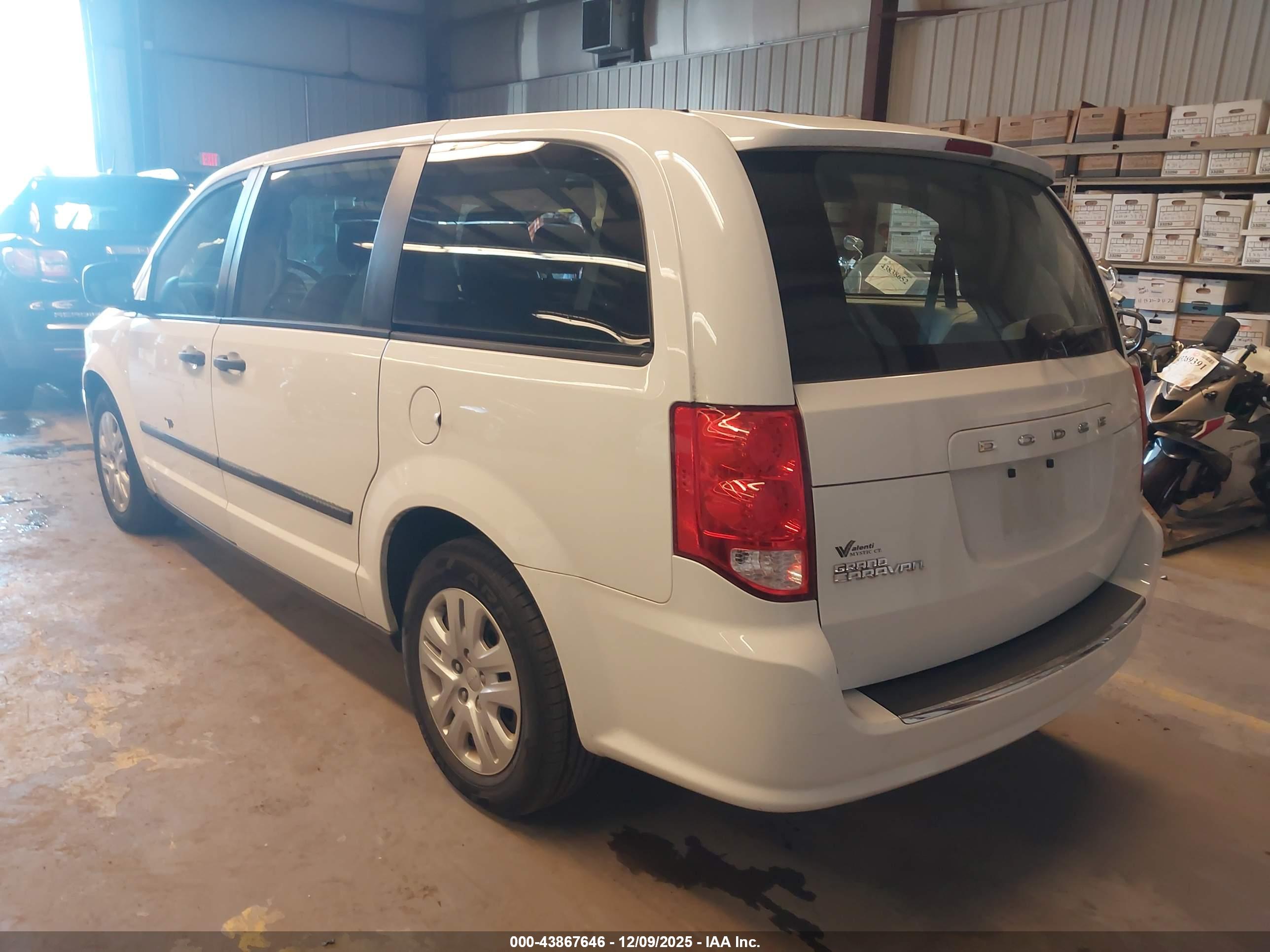 DODGE GRAND image 3