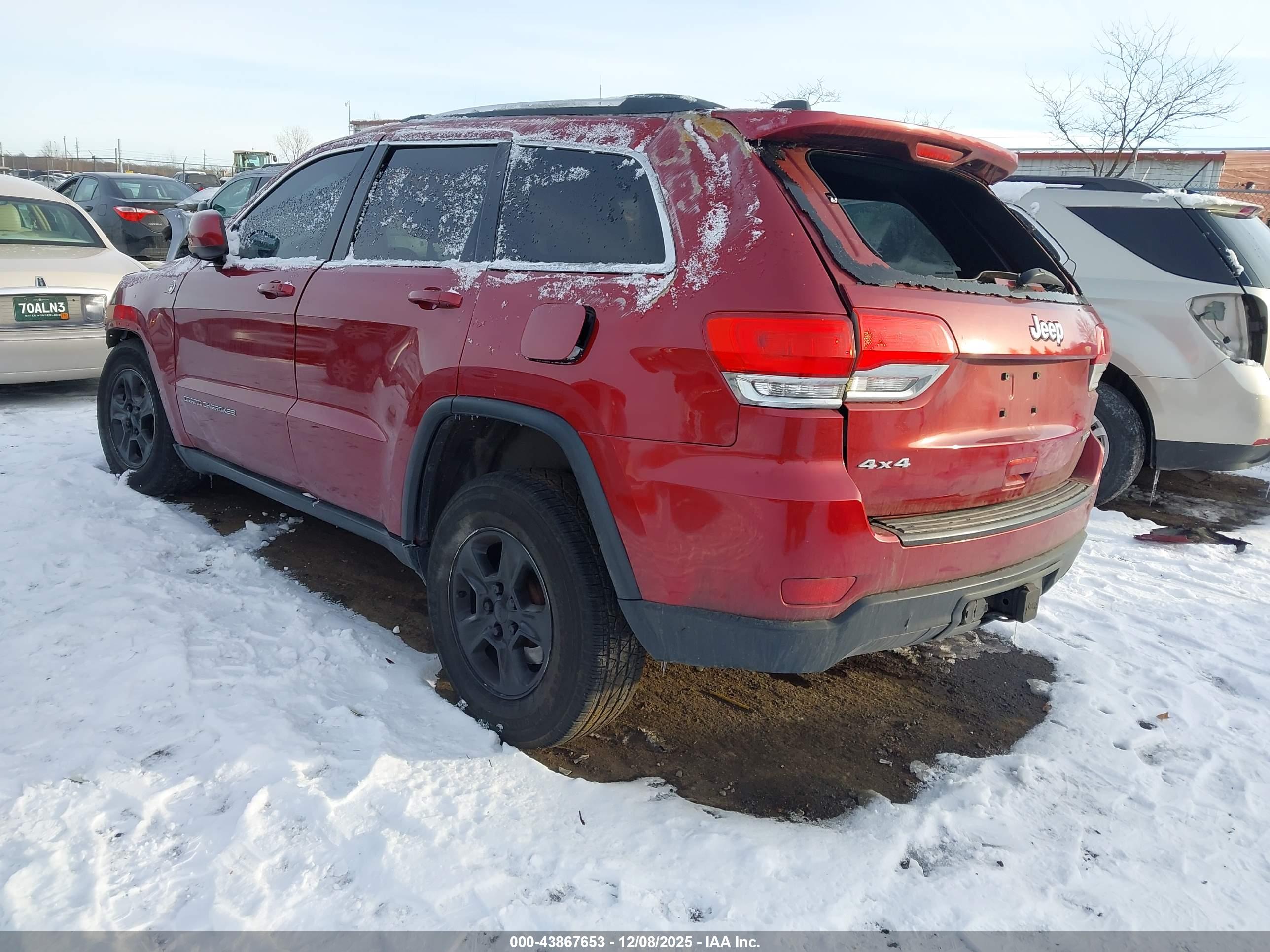JEEP GRAND image 3