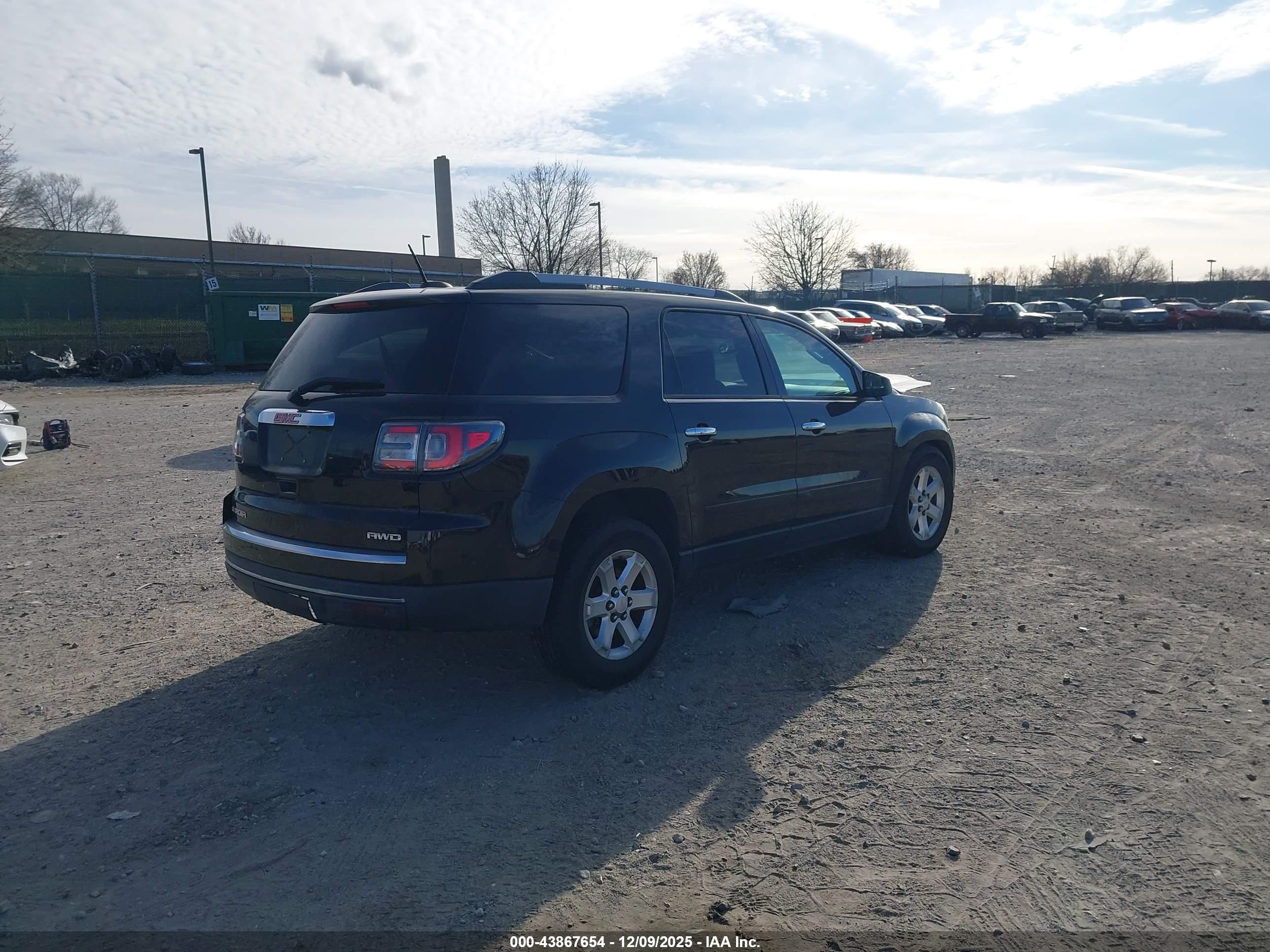 GMC ACADIA image 4