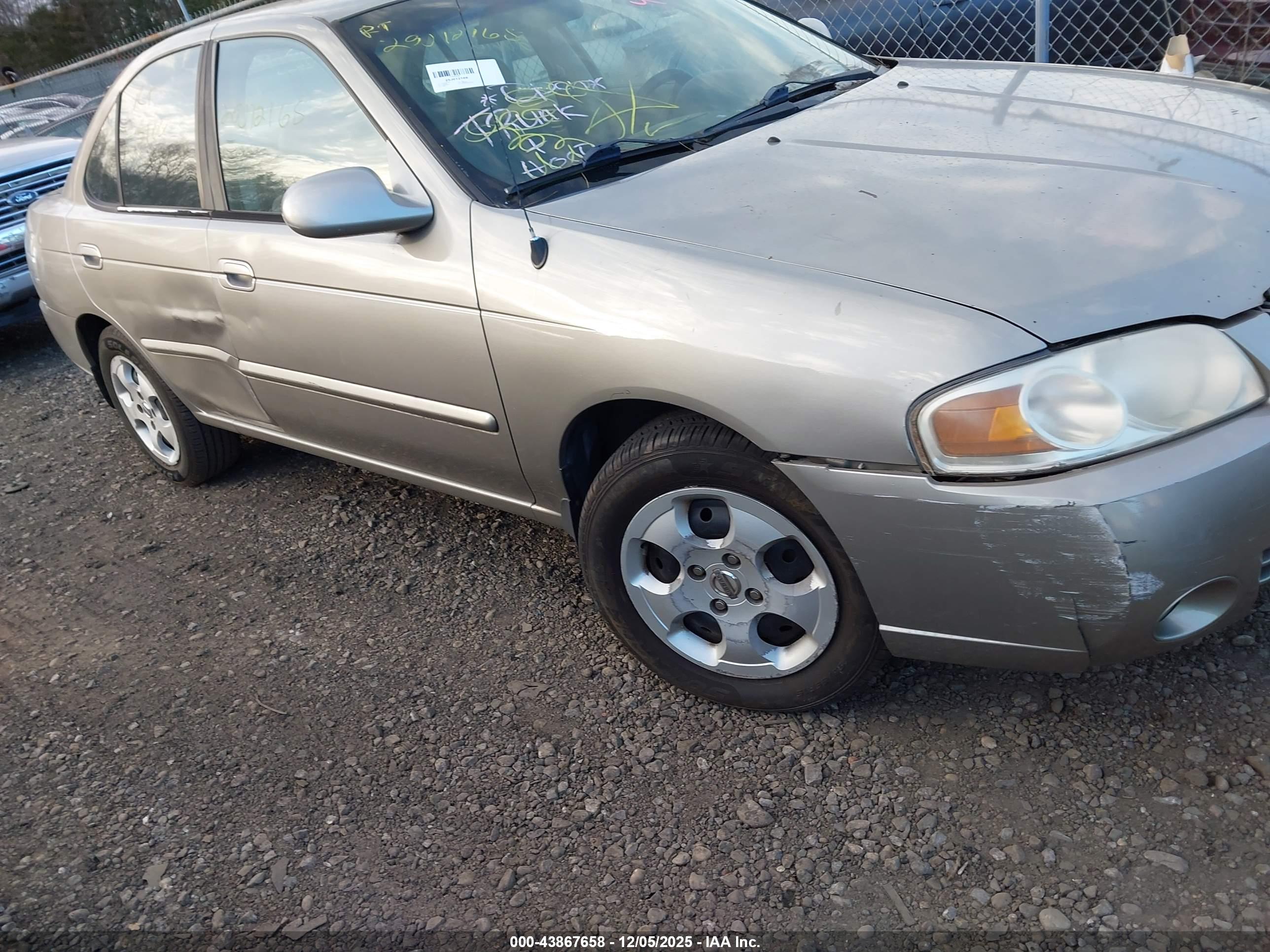 NISSAN SENTRA image 6