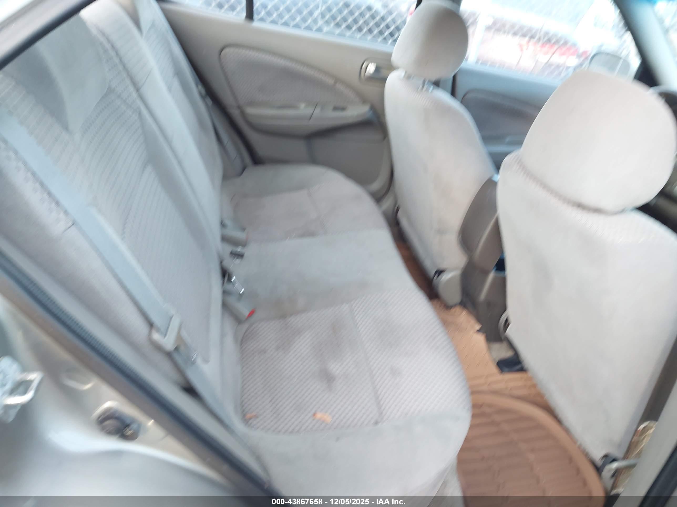NISSAN SENTRA image 8