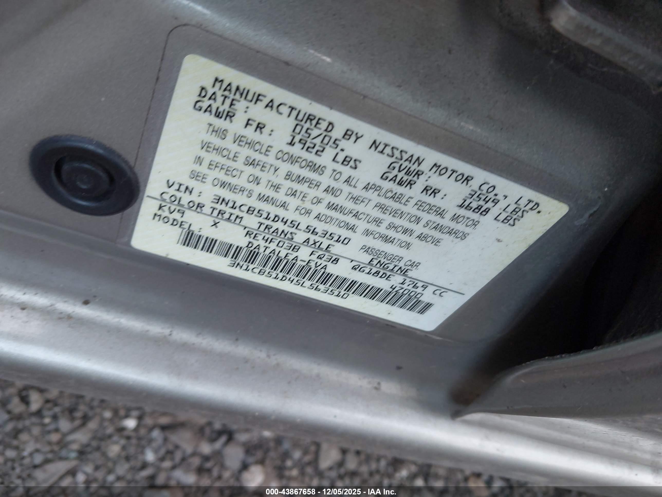 NISSAN SENTRA image 9