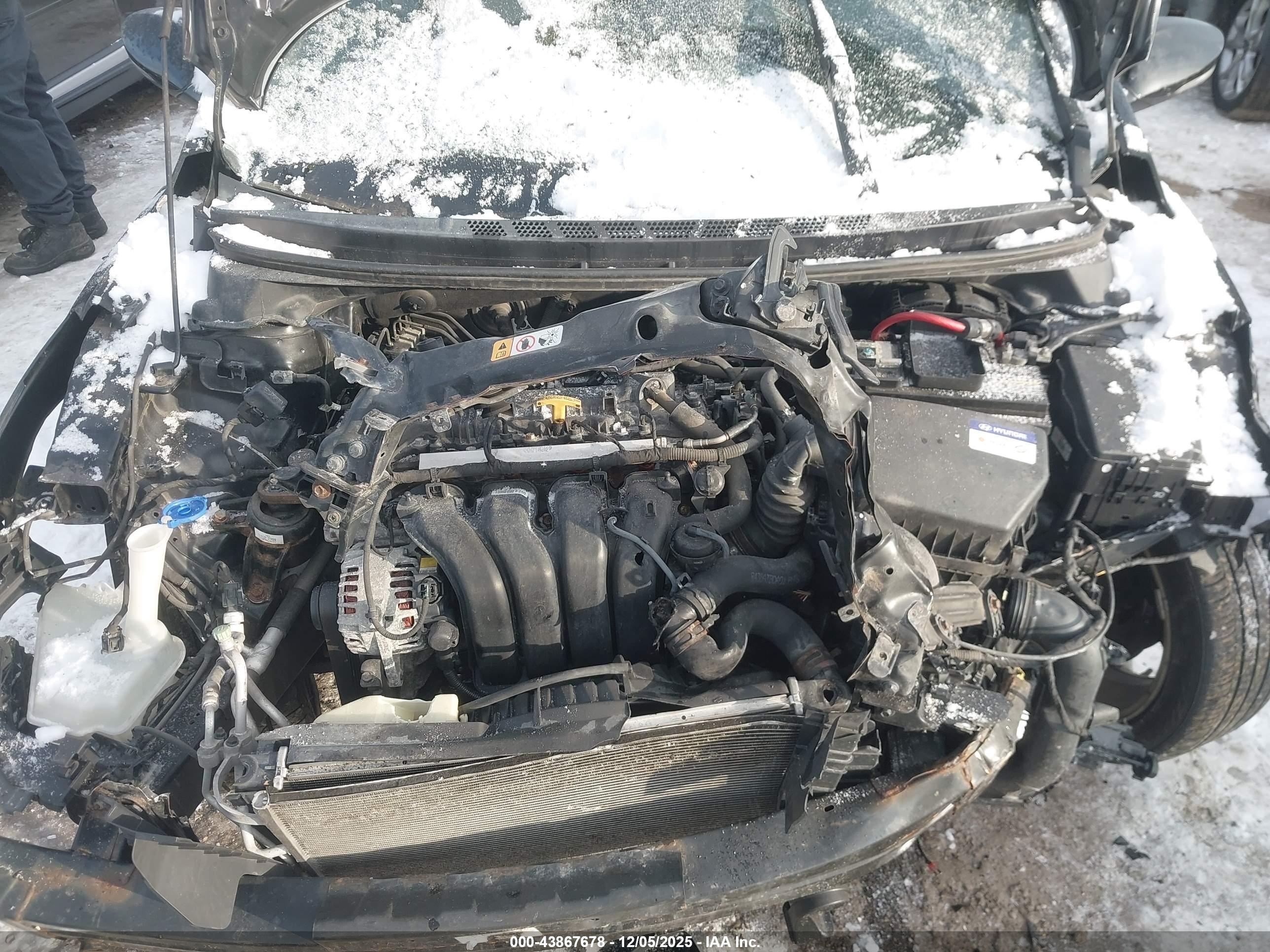HYUNDAI ELANTRA image 10