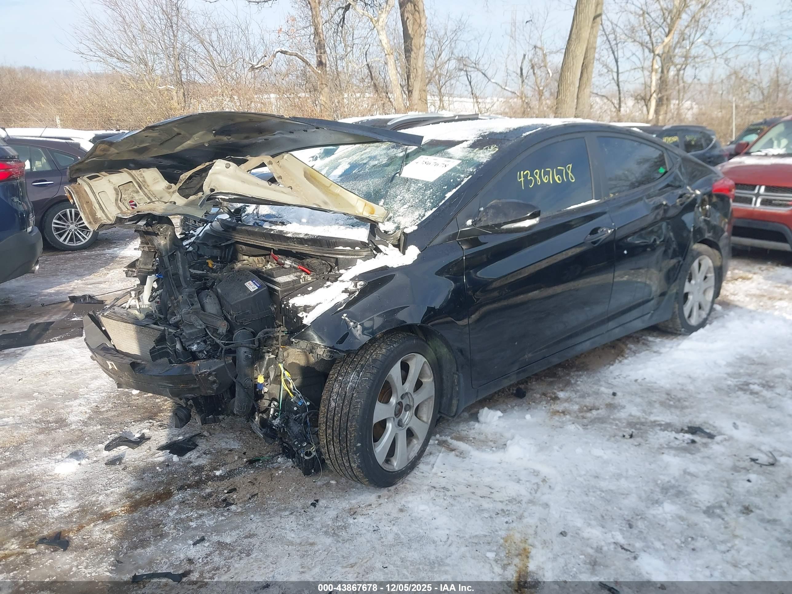 HYUNDAI ELANTRA image 2