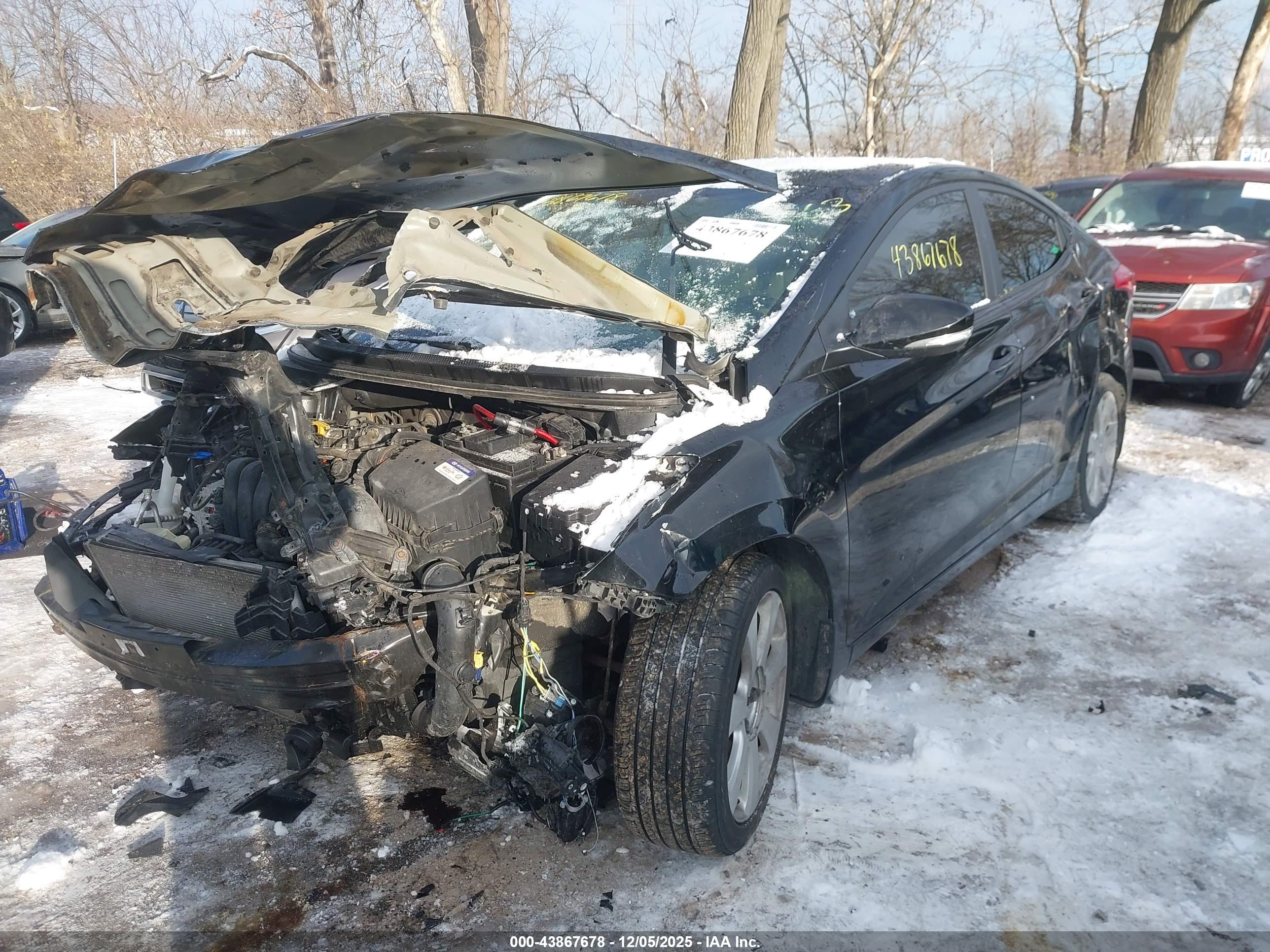 HYUNDAI ELANTRA image 6