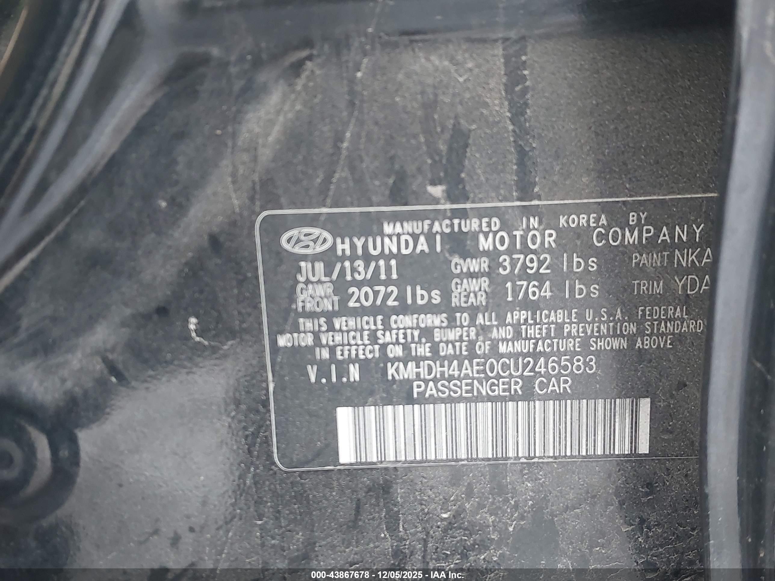 HYUNDAI ELANTRA image 9