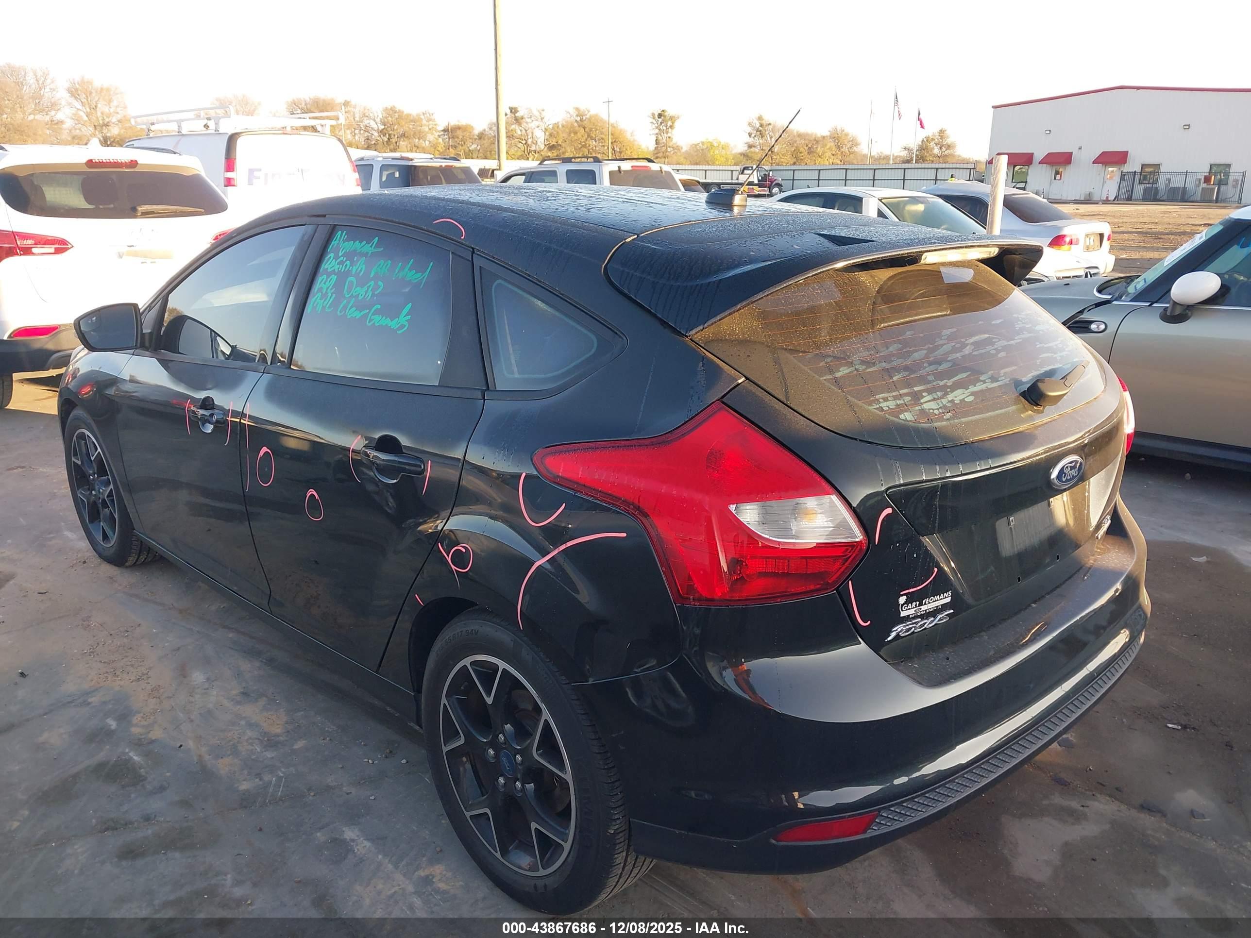 FORD FOCUS image 3