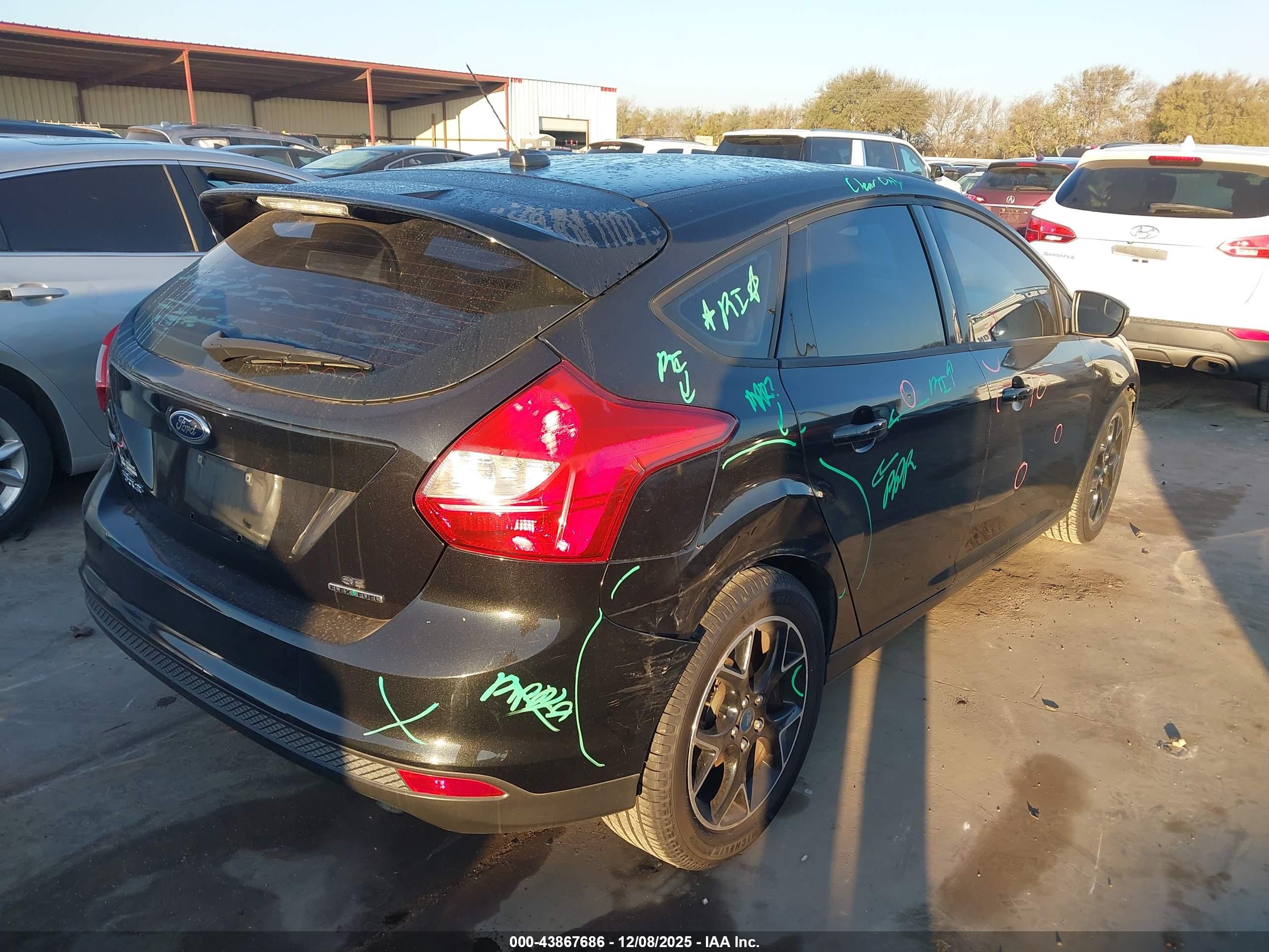 FORD FOCUS image 4