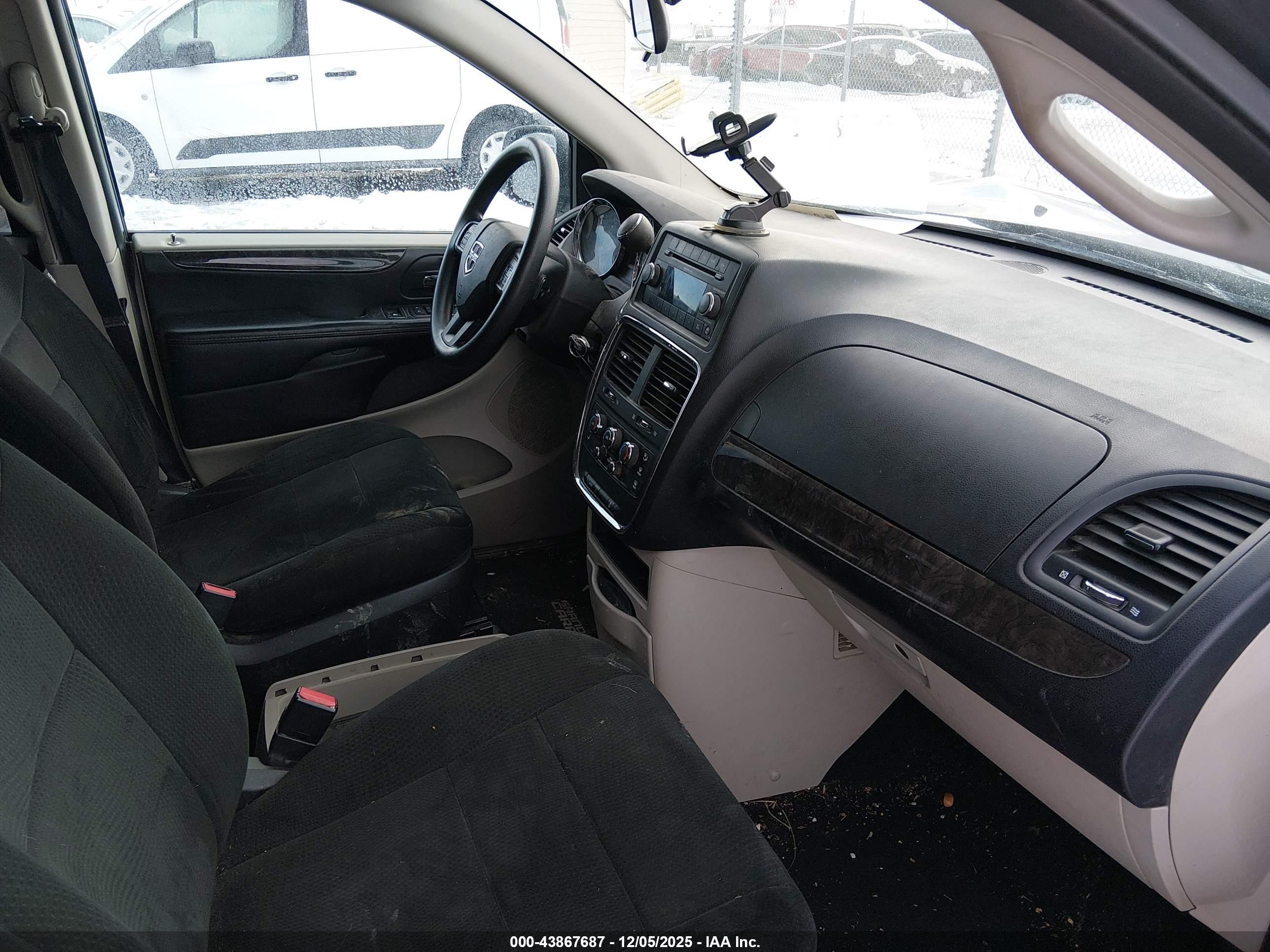 DODGE GRAND image 5