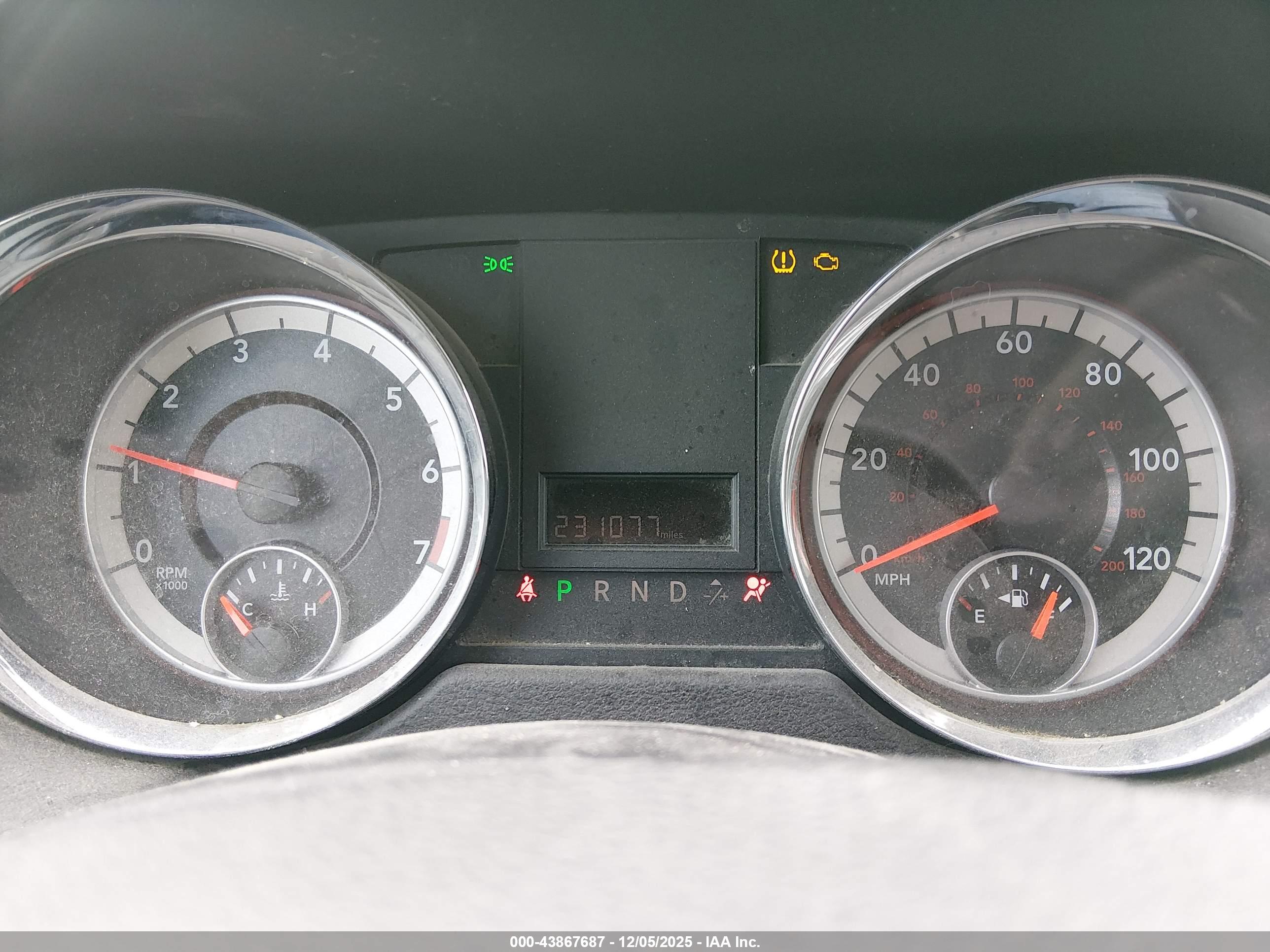 DODGE GRAND image 7