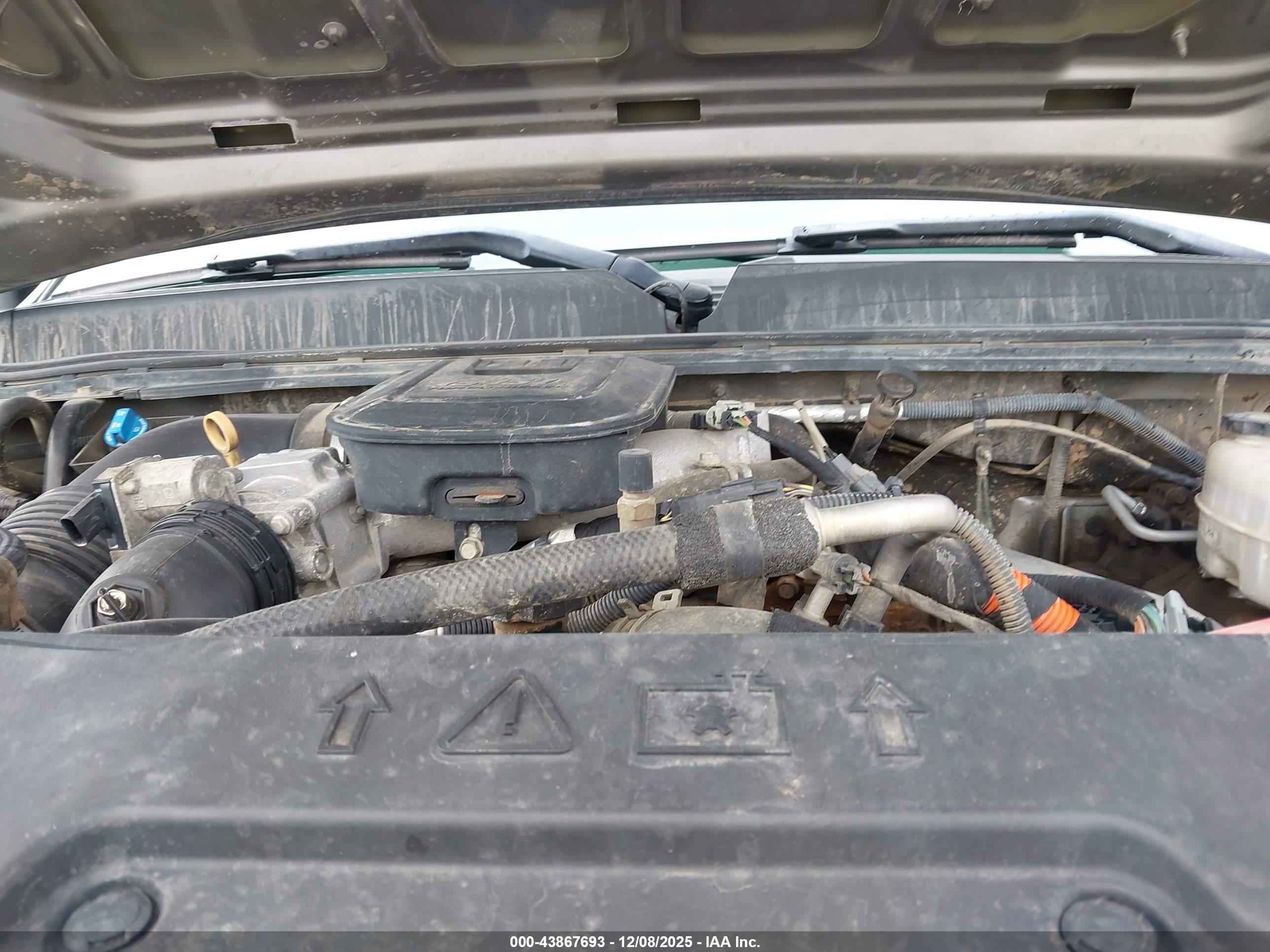 GMC SIERRA image 10